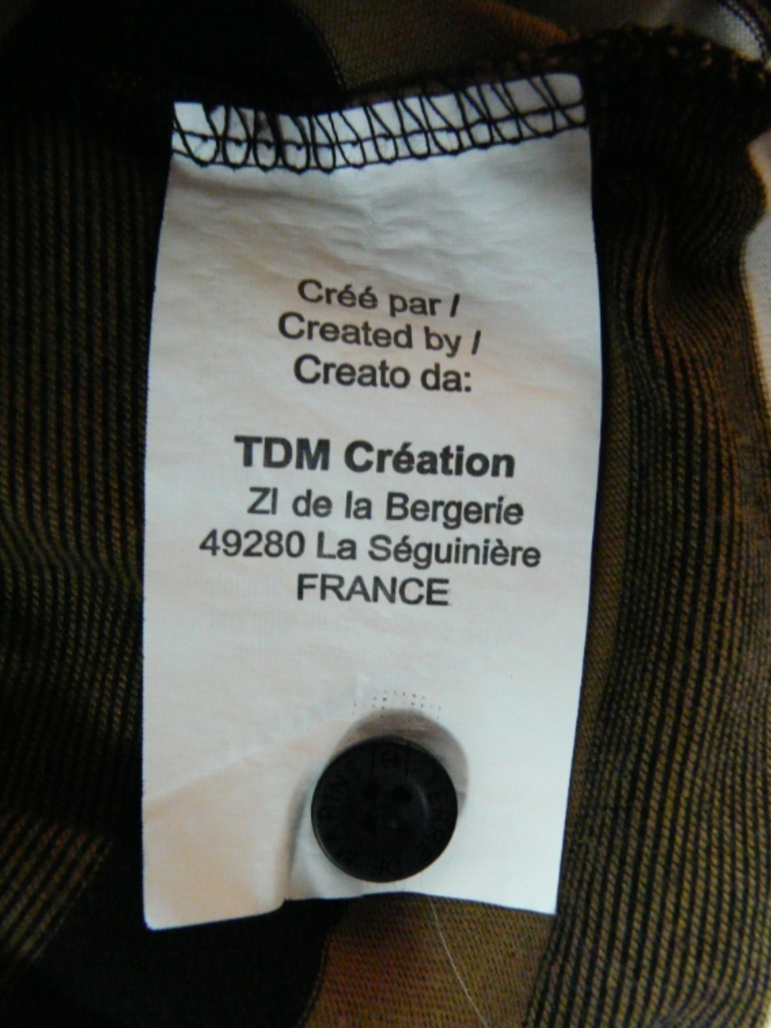 Voir photo 5 de HO263 - Pull polo - Terre de marins "l'esprit de famille" - Taille XXL HO263 - Pull polo - Terre de marins "l'esprit de famille" - Taille XXL Très bon état reconditionné photo 5