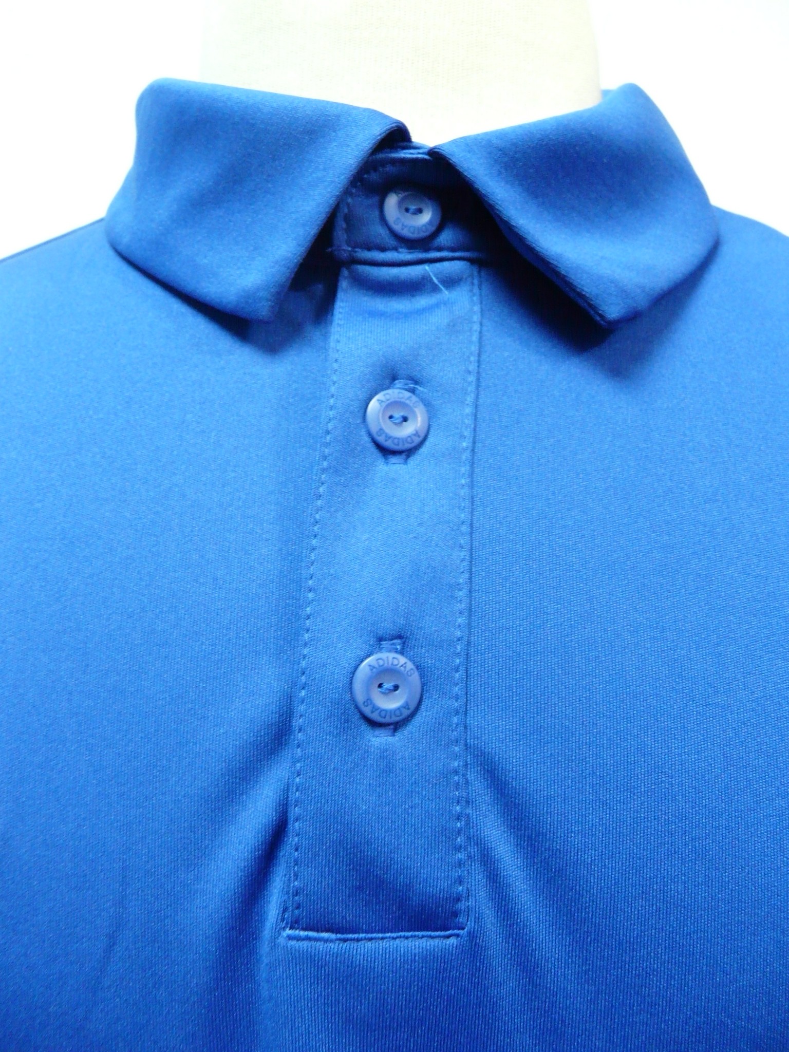 Voir photo 6 de HO74 - Polo léger - Adidas - Taille L HO74 - Polo léger - Adidas - Taille L Très bon état reconditionné photo 6