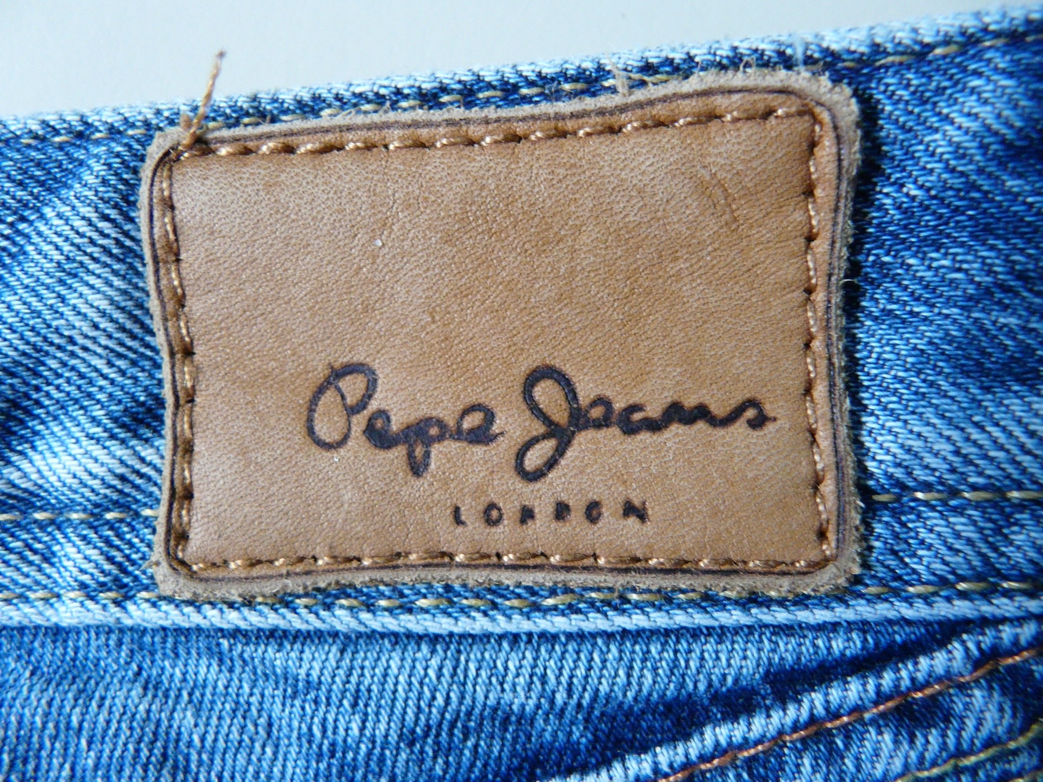 Voir photo 12 de HO9 - Jean délavé - Pepe Jeans - Taille 36/38 HO9 - Jean délavé - Pepe Jeans - Taille 36/38 Bon état reconditionné photo 12