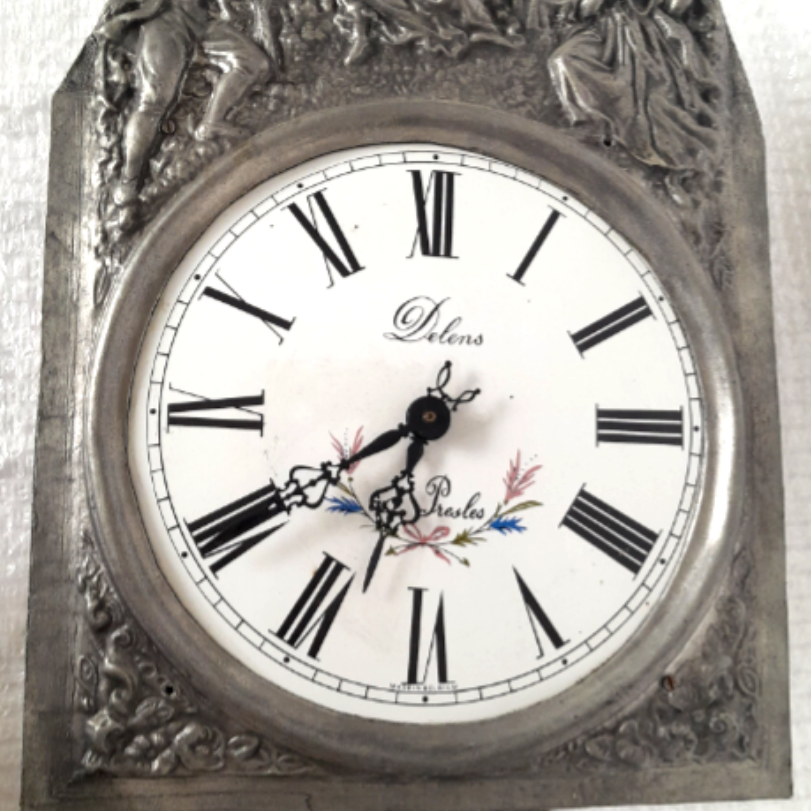 Voir photo 4 de HORLOGE avec système ancien, DELENS à PRESLES HORLOGE avec système ancien, DELENS à PRESLES État correct reconditionné photo 4