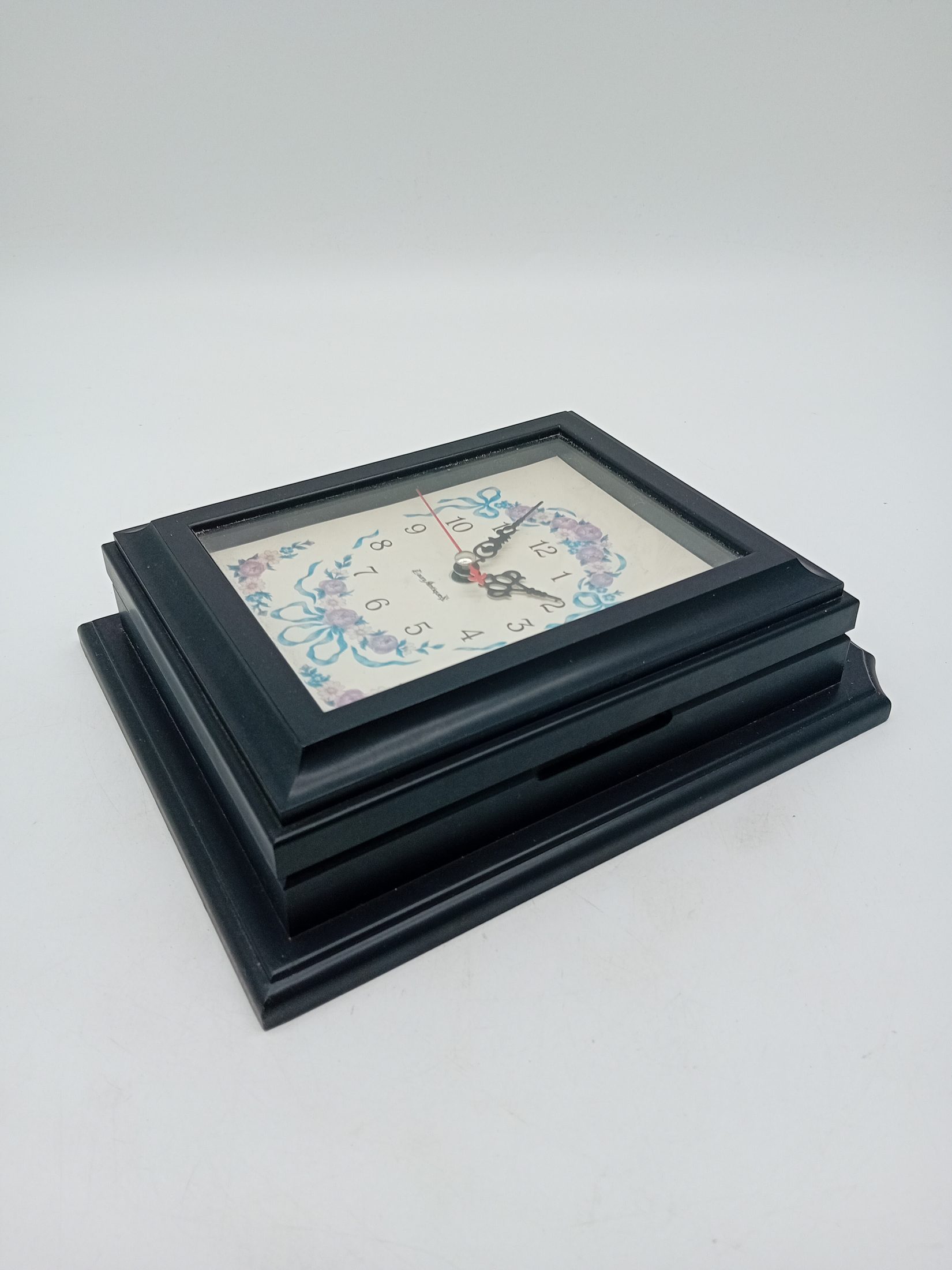 Voir photo 3 de Horloge Murale Decorative Boite A Cles (O356) Horloge Murale Decorative Boite A Cles (O356) reconditionné photo 3