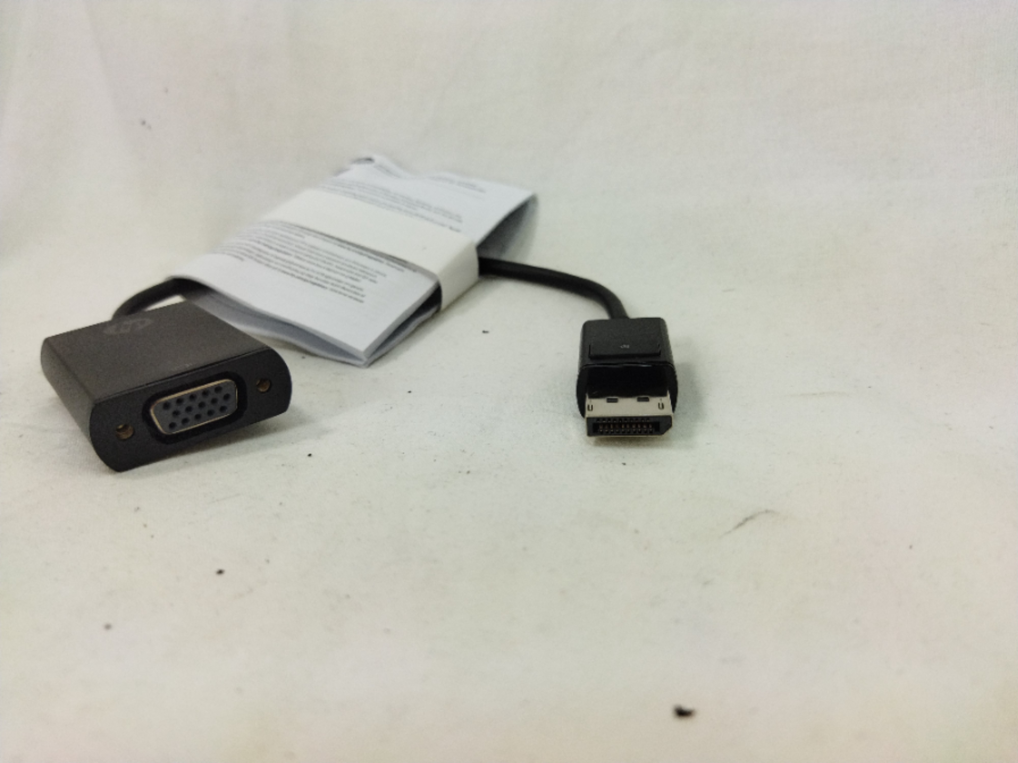 Voir photo 3 de HP Adaptateur DisplayPort Vers VGA HP Adaptateur DisplayPort Vers VGA neuf reconditionné photo 3
