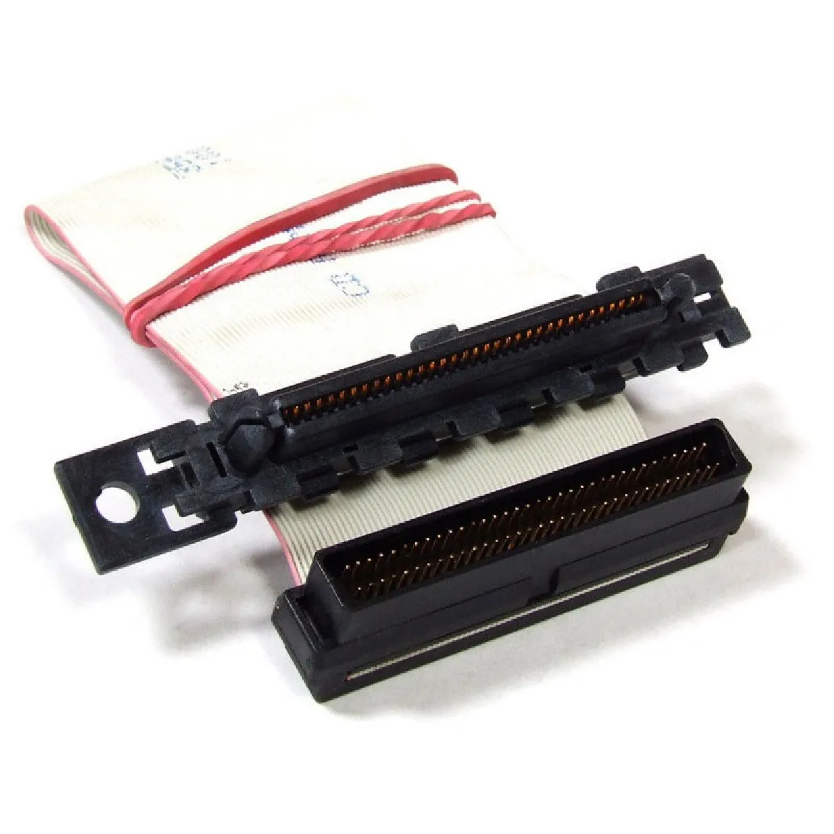 Acheter HP Câble SCSI 356452-001 État correct - 14,95 € HP Câble SCSI 356452-001 État correct Hewlett-Packard reconditionné disponible sur Rue du Commerce Seconde Vie