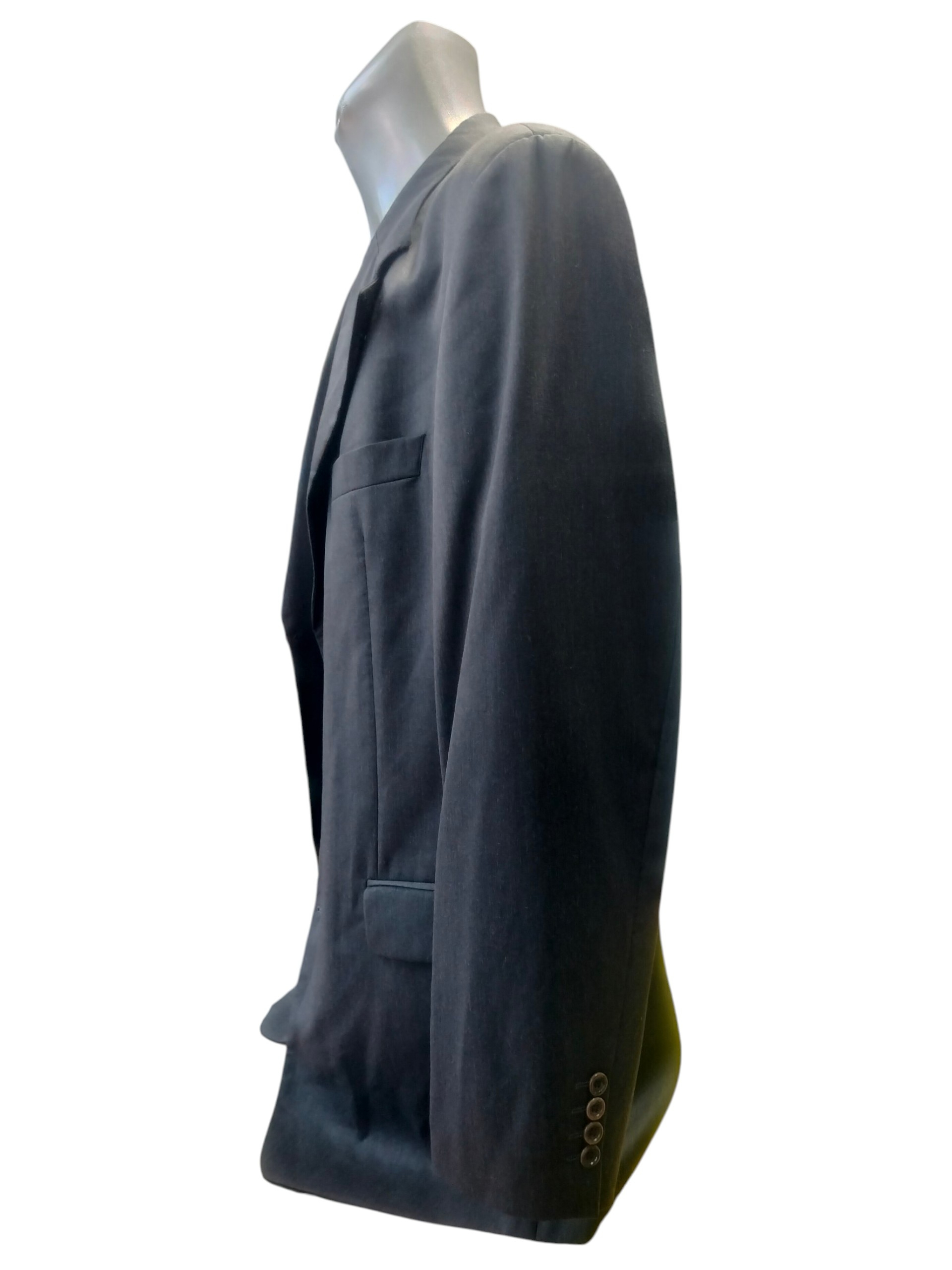Voir photo 4 de Hugo Boss costumes HOMME Taille 50 Hugo Boss costumes HOMME Taille 50 Parfait état reconditionné photo 4