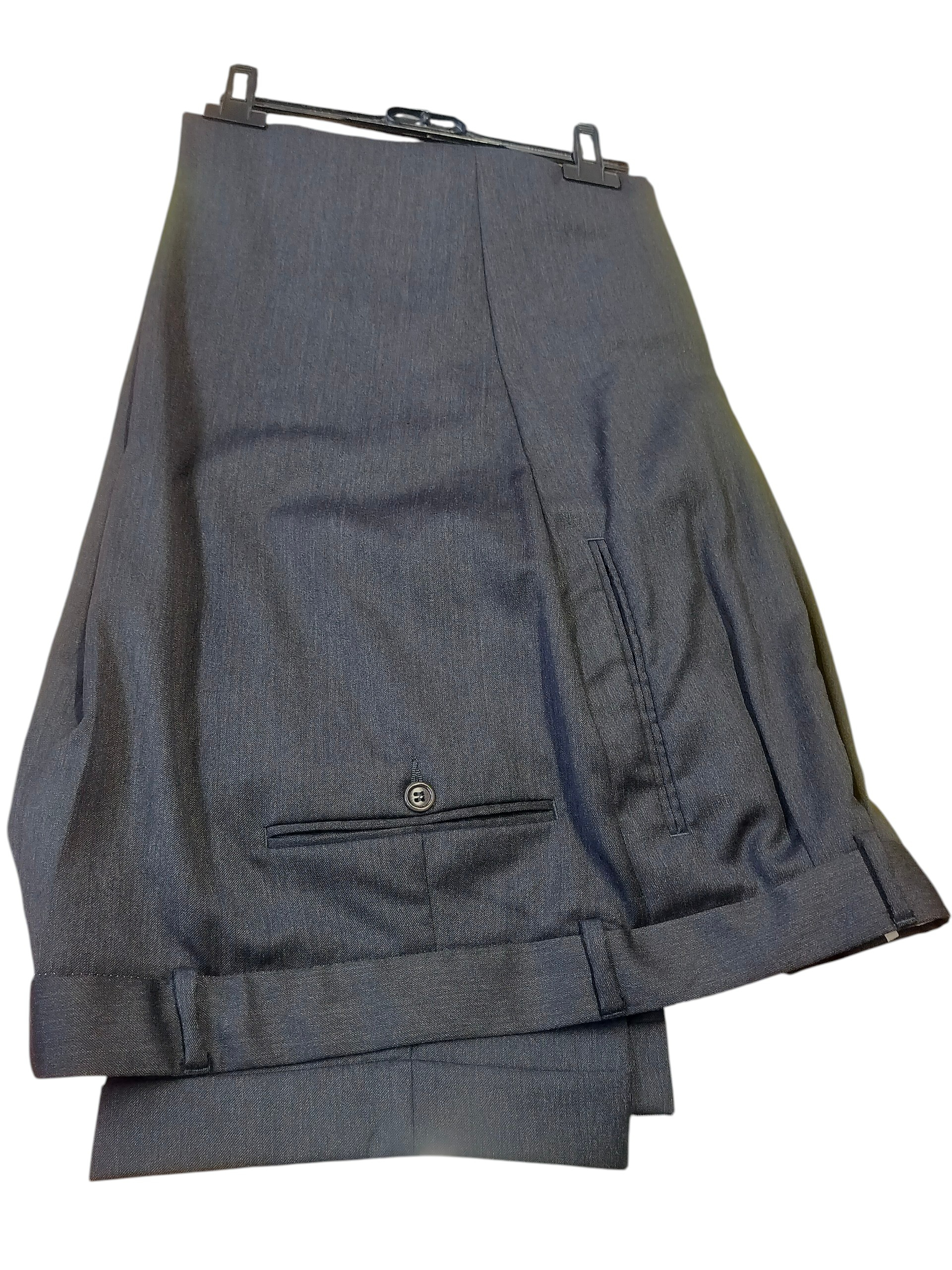 Voir photo 6 de Hugo Boss costumes HOMME Taille 50 Hugo Boss costumes HOMME Taille 50 Parfait état reconditionné photo 6