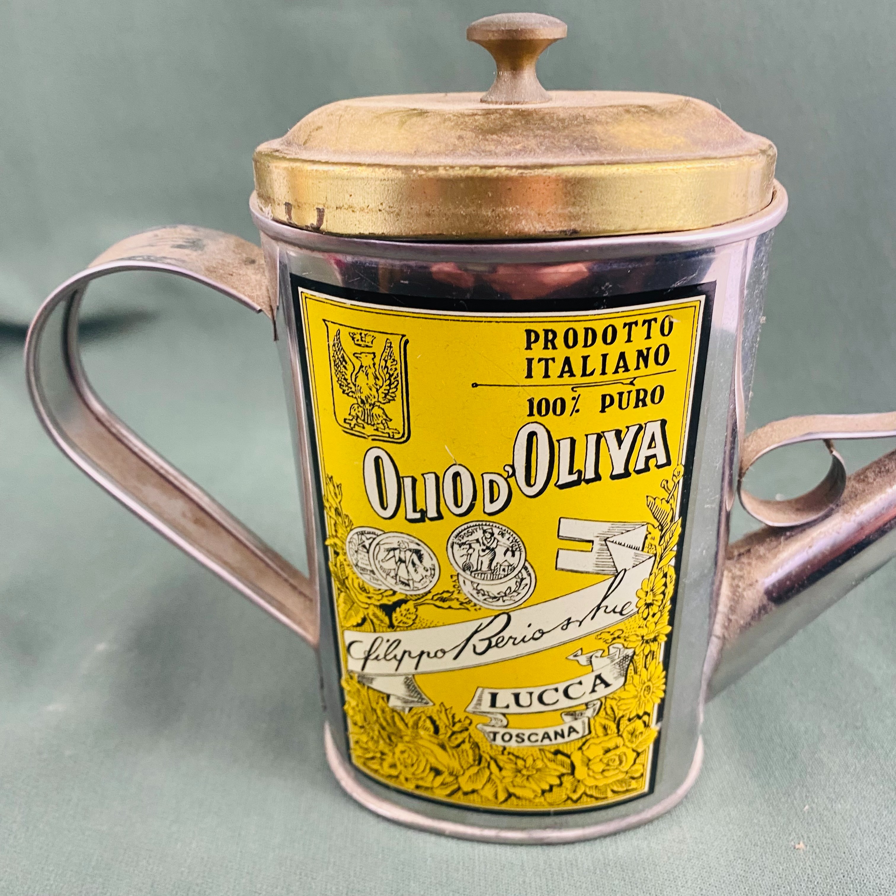 Voir photo 3 de Huilière Vintage Filippo Berio/Pot à huile Inox&Laiton style Italien Huilière Vintage Filippo Berio/Pot à huile Inox&Laiton style Italien Bon état reconditionné photo 3