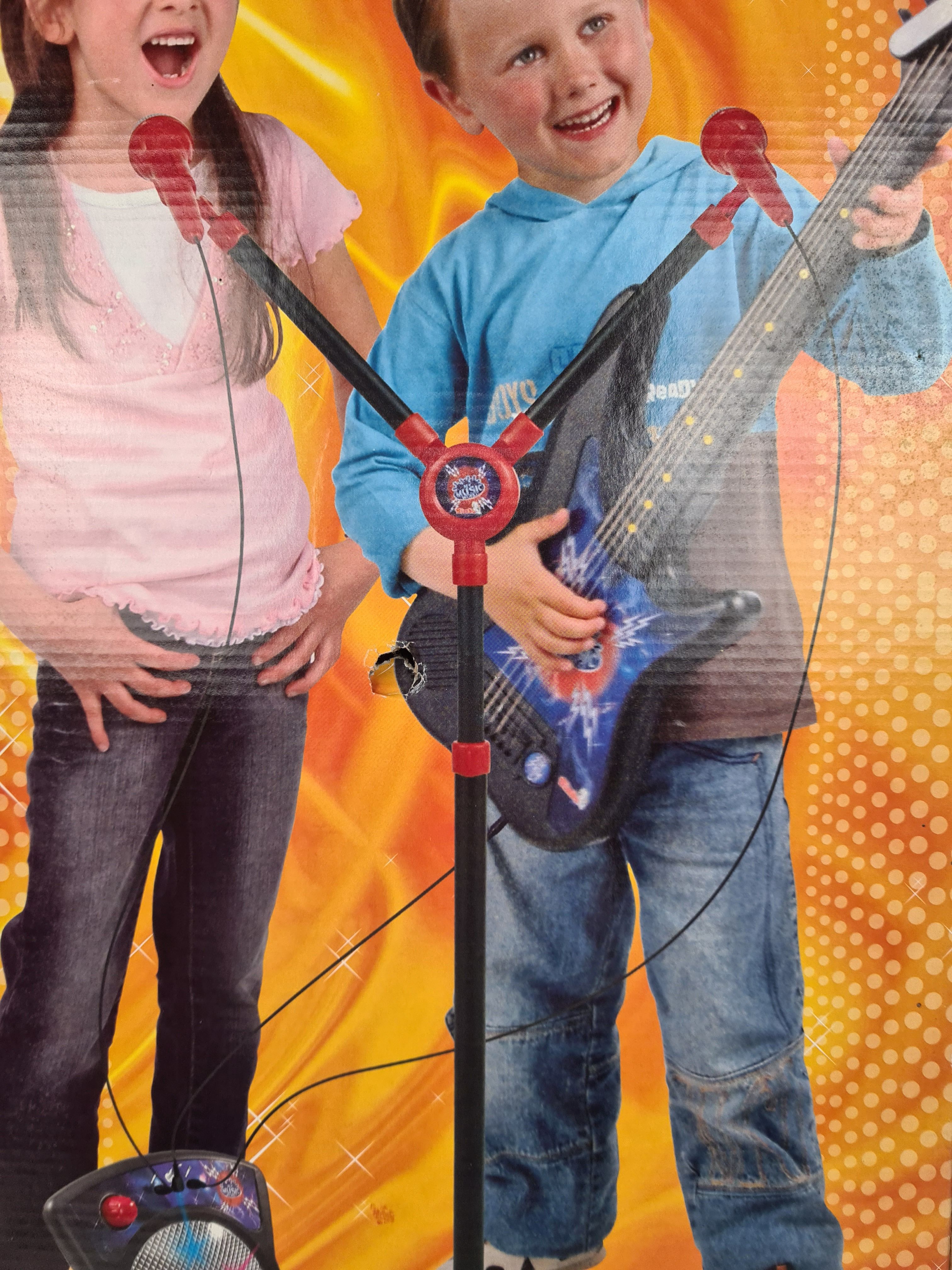 Voir photo 8 de Instrument de musique - My music style - Guitare avec amplificateur et micro twin Instrument de musique - My music style - Guitare avec amplificateur et micro twin Très bon état reconditionné photo 8