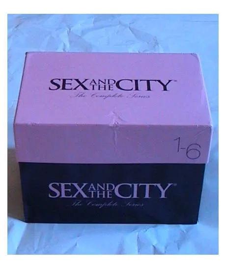 Intégrale Sex and the City Bon état - 38,99 € Intégrale Sex and the City Bon état reconditionné disponible sur Label Emmaüs