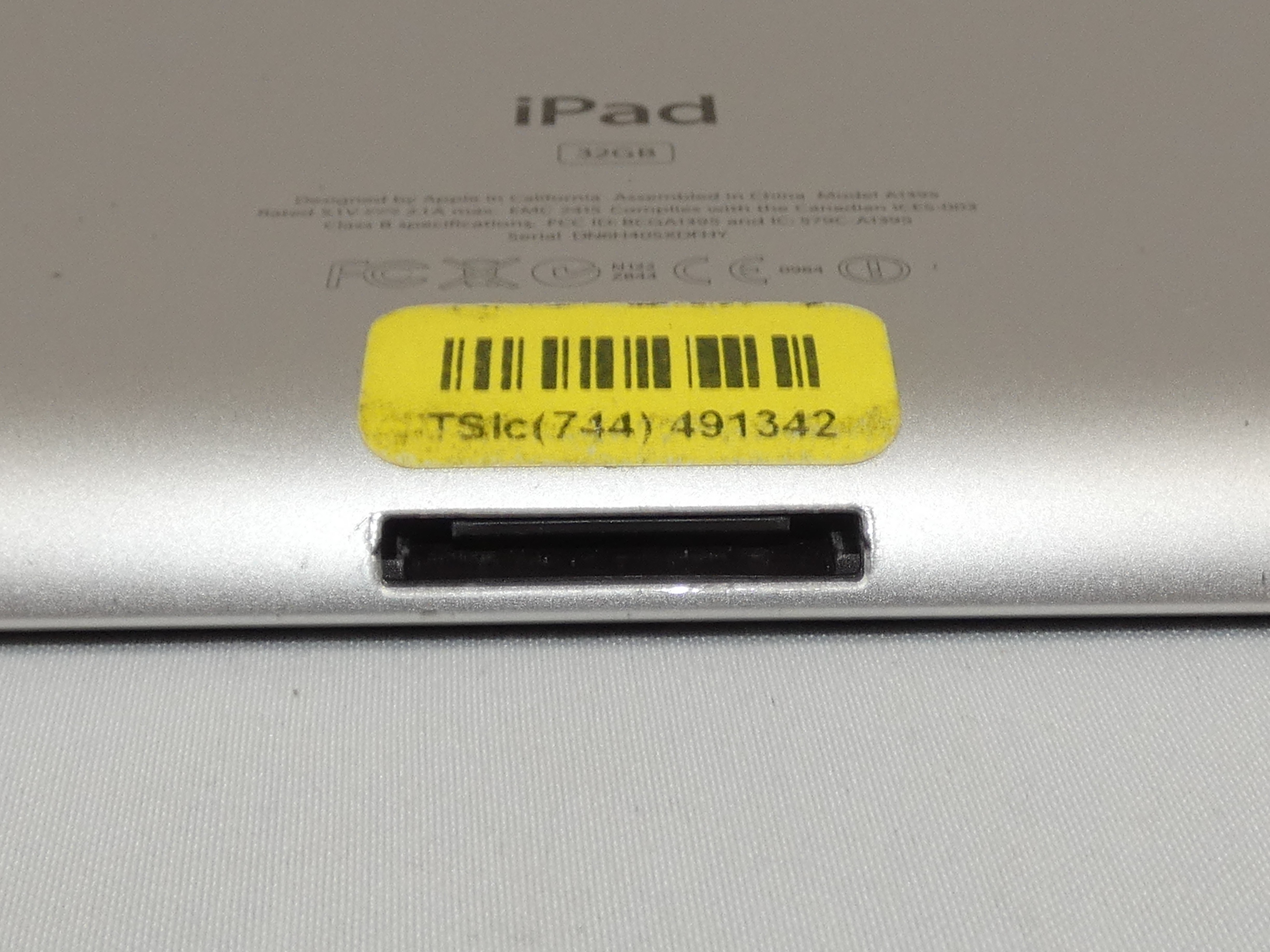 Voir photo 9 de IPad 2 32 GB Wi-Fi modèle A1395 de chez APPLE IPad 2 32 GB Wi-Fi modèle A1395 de chez APPLE Très bon état reconditionné photo 9