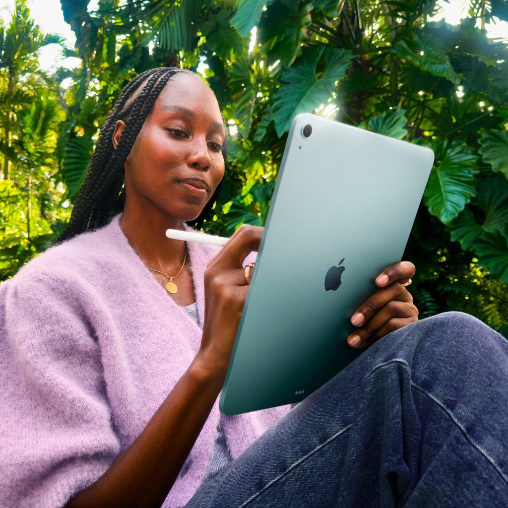 Voir photo 4 de iPad Air 13"" (2025) 7e génération 256 Go - WiFi + 5G - Bleu | Dero iPad Air 13"" (2025) 7e génération 256 Go - WiFi + 5G - Bleu Reconditionné Apple reconditionné photo 4 | Dero