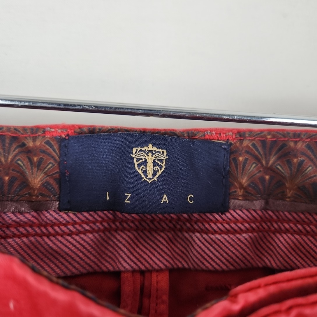 Voir photo 4 de Izac - Pantalon rouge en - coton - Taille 42 - longueur 104 cm Izac - Pantalon rouge en - coton - Taille 42 - longueur 104 cm Très bon état reconditionné photo 4