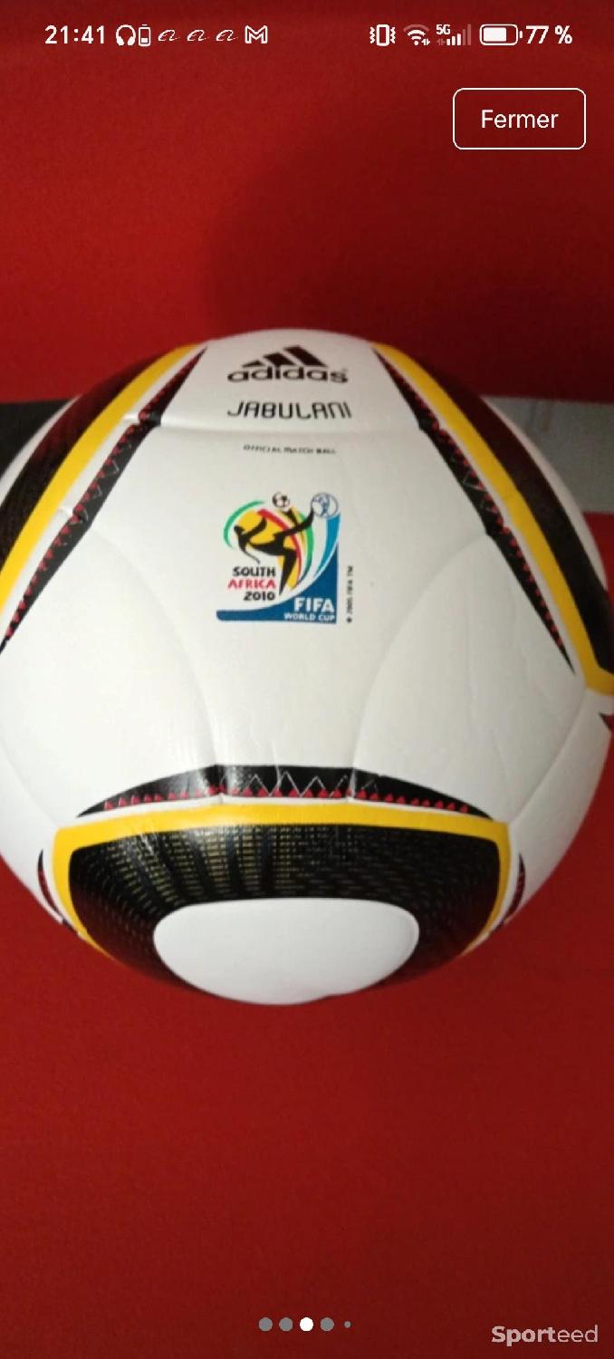 Jabulani Taille Cinq Parfait état reconditionné disponible sur Sporteed