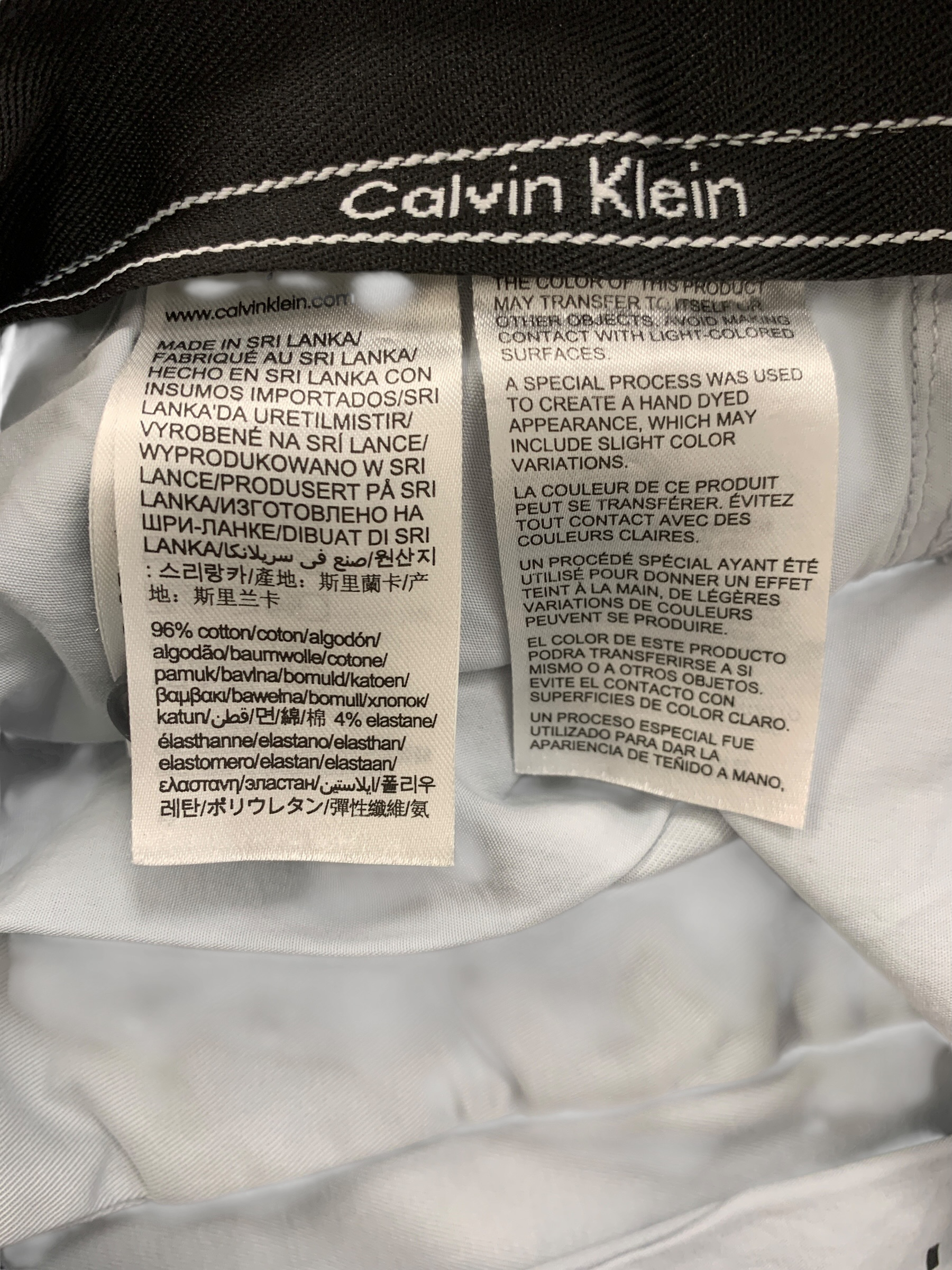 Voir photo 4 de Jean - Calvin Klein - T. W32 L34 Jean - Calvin Klein - T. W32 L34 Très bon état reconditionné photo 4