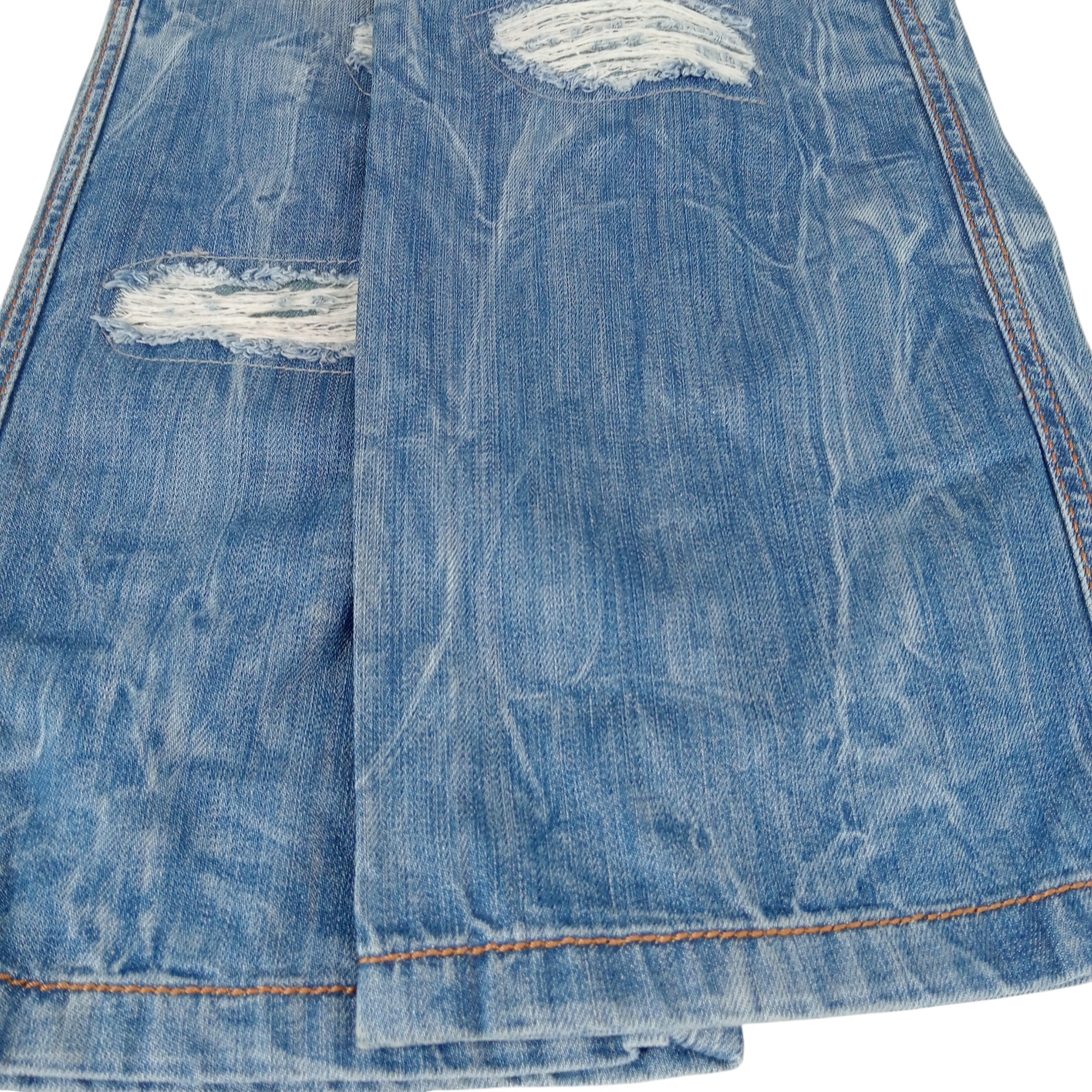 Voir photo 8 de Jean - homme - marque Cipo & Baxx - coupe longue - couleur bleu clair - taille US W33/L32 - FR 42 Jean - homme - marque Cipo & Baxx - coupe longue - couleur bleu clair - taille US W33/L32 - FR 42 Parfait état reconditionné photo 8