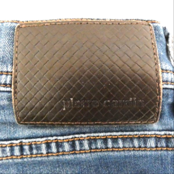 Voir photo 5 de Jean pantalon Pierre Cardin Taille 52L Jean pantalon Pierre Cardin Taille 52L Bon état reconditionné photo 5
