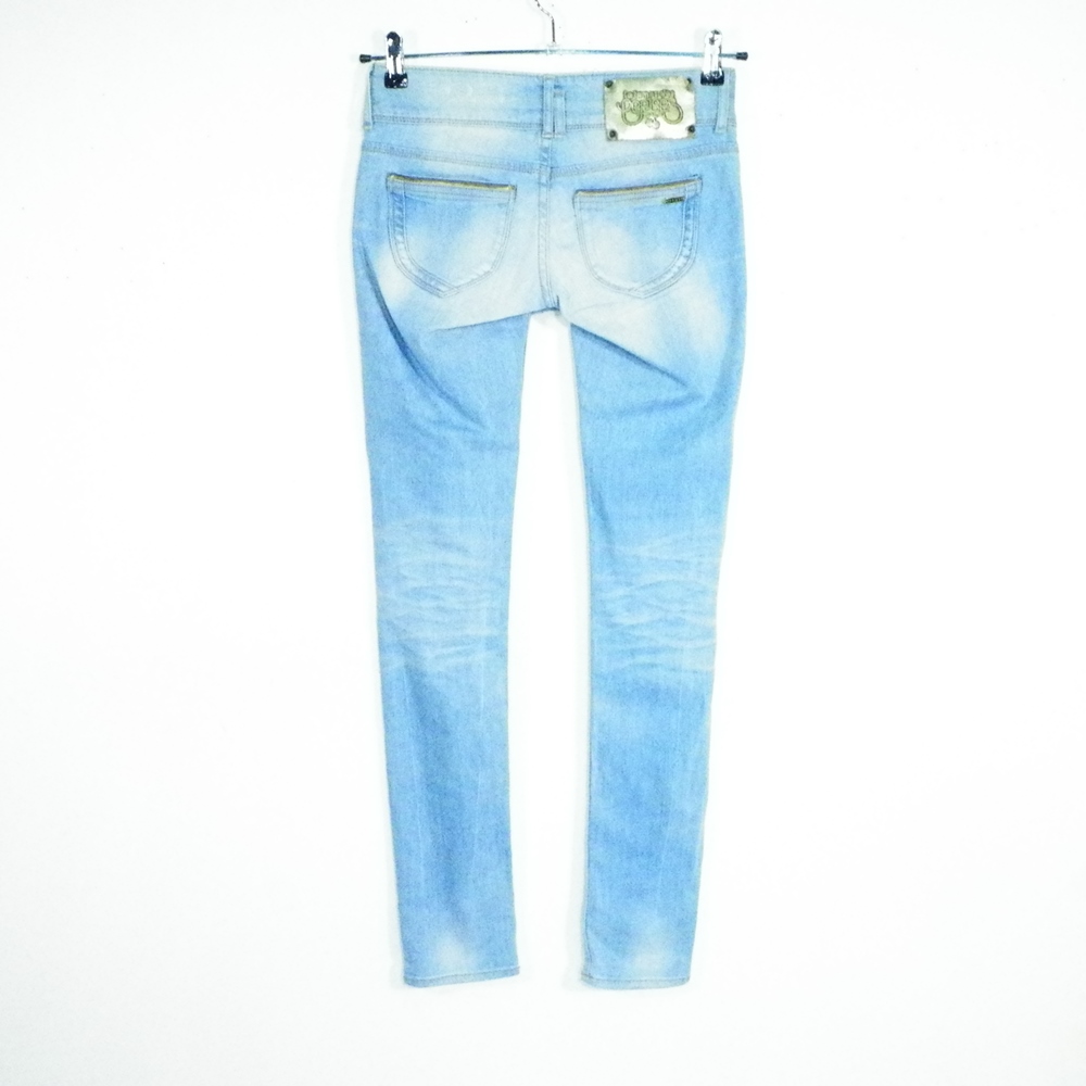 Voir photo 2 de Jean's Femme Bleu LE TEMPS DES CERISES Taille Estimée 34. Jean's Femme Bleu LE TEMPS DES CERISES Taille Estimée 34. Bon état reconditionné photo 2