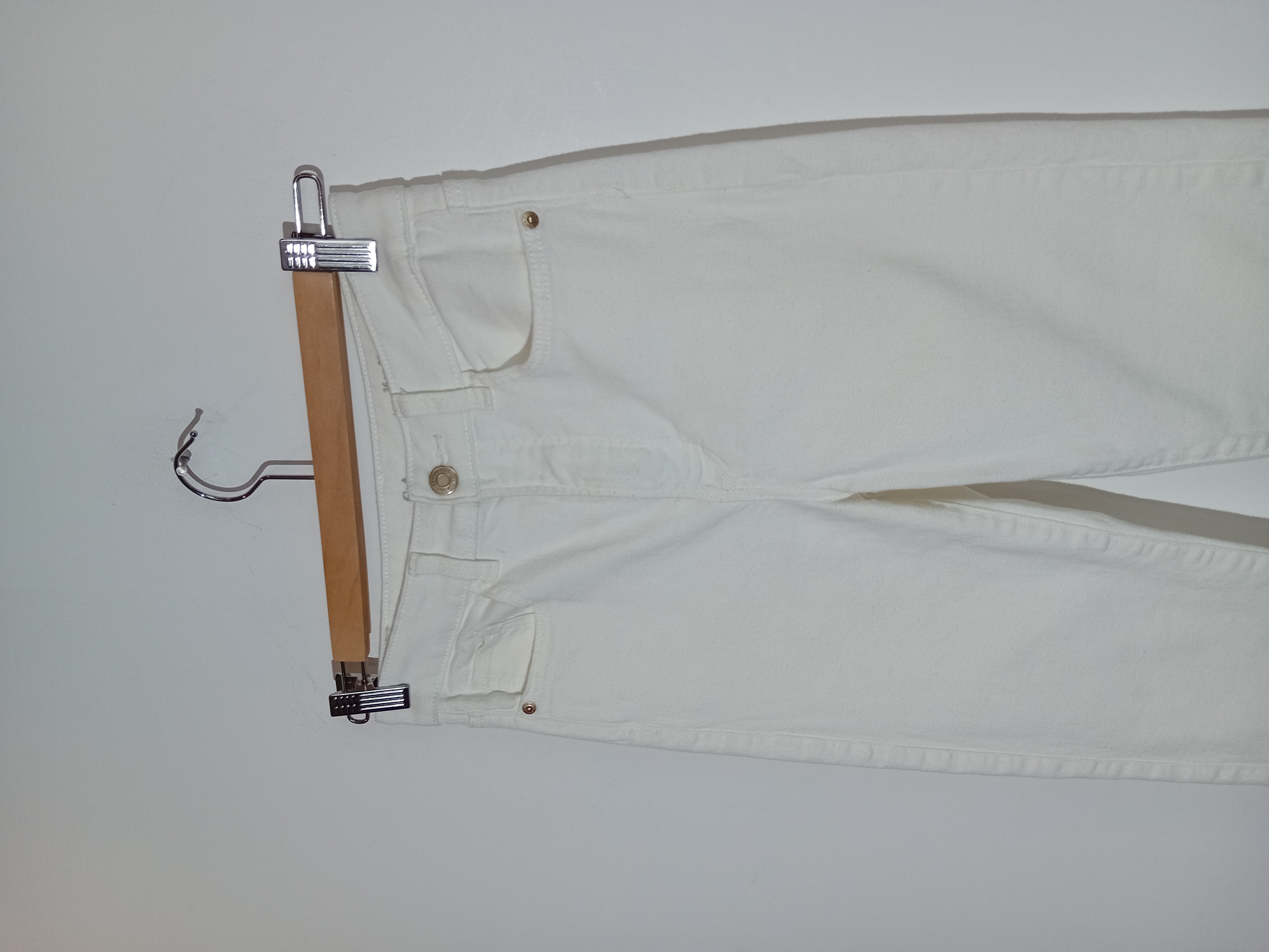 Voir photo 3 de Jean Skinny Taille Haute Blanc C&a (t5317) Jean Skinny Taille Haute Blanc C&a (t5317) Très bon état reconditionné photo 3