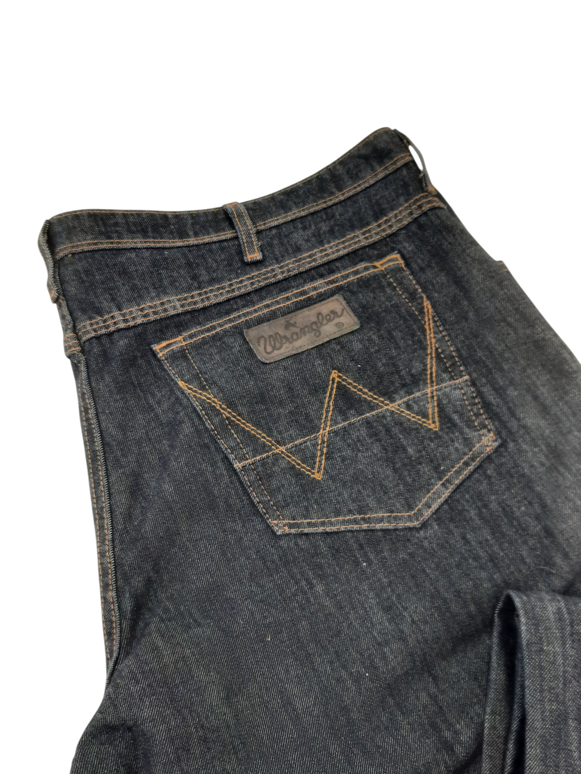 Voir photo 3 de Jean Wrangler W44 L34 Jean Wrangler W44 L34 Bon état reconditionné photo 3