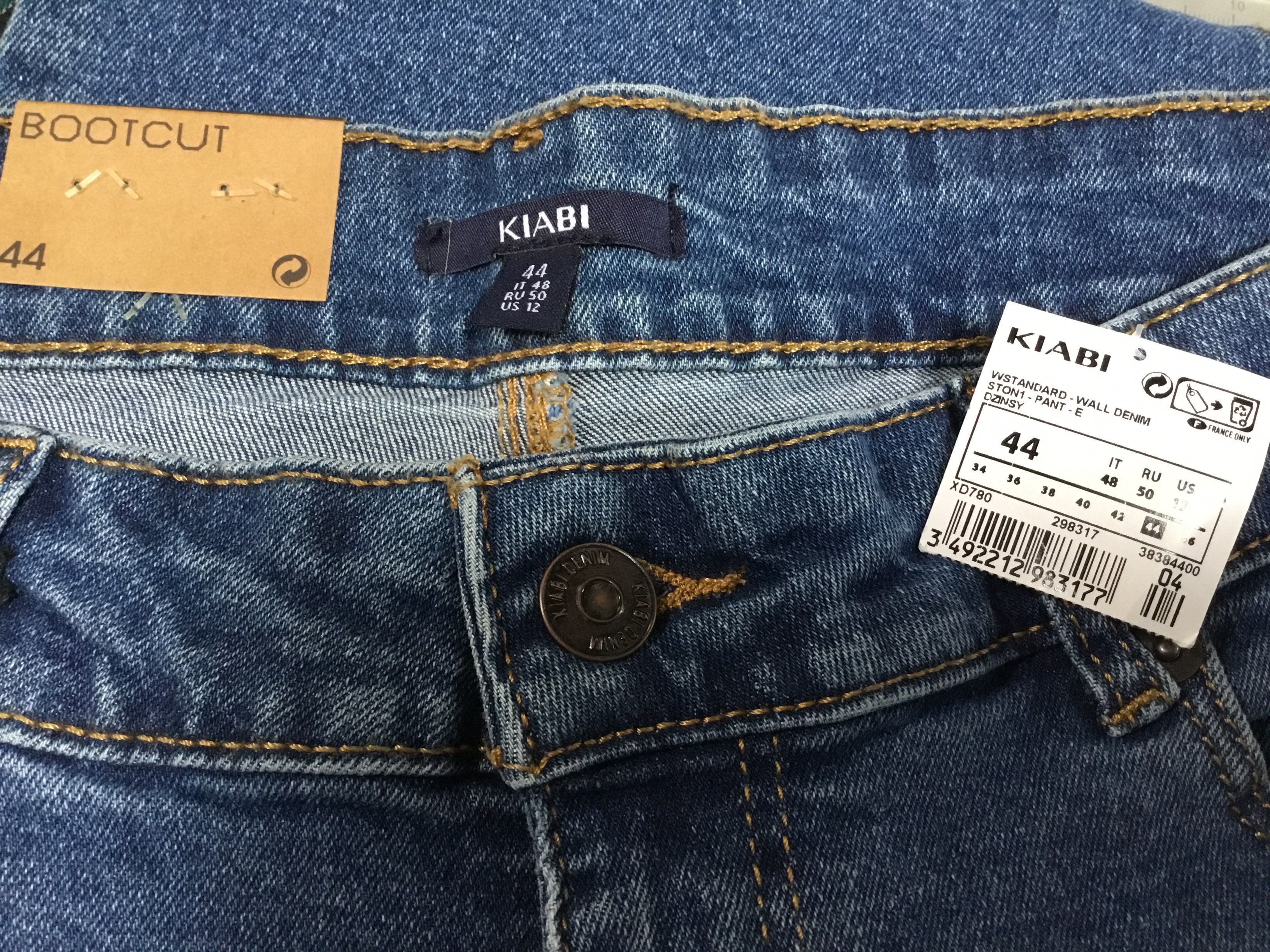 Voir photo 2 de JEANS pour femme "KIABI BOOTCUT" — Taille 44. JEANS pour femme "KIABI BOOTCUT" — Taille 44. Parfait état reconditionné photo 2