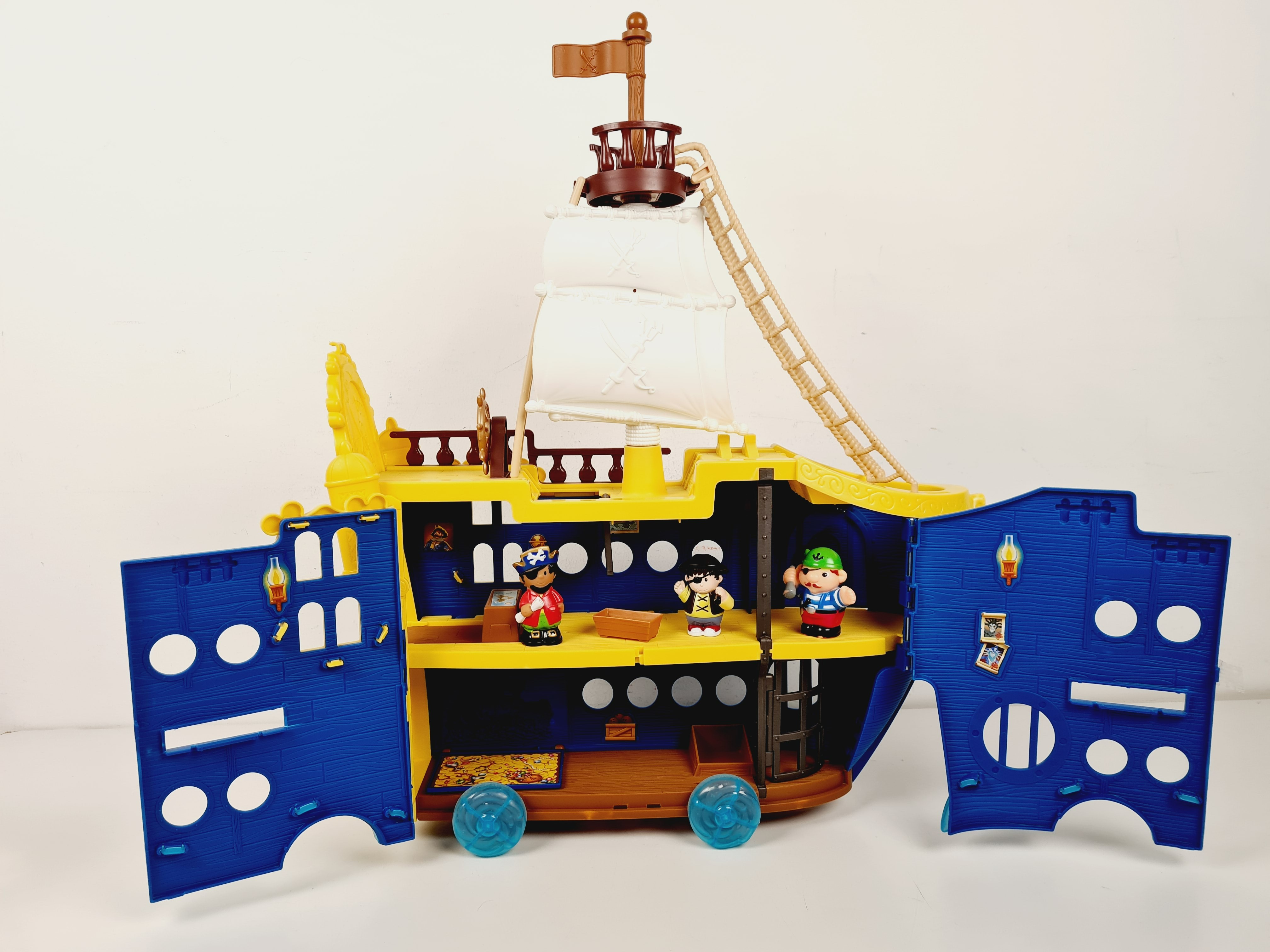 Voir photo 2 de Jeu 1er âge - Bateau pirate avec 3 figurines - Mattel - 2 ans + Jeu 1er âge - Bateau pirate avec 3 figurines - Mattel - 2 ans + Bon état reconditionné photo 2