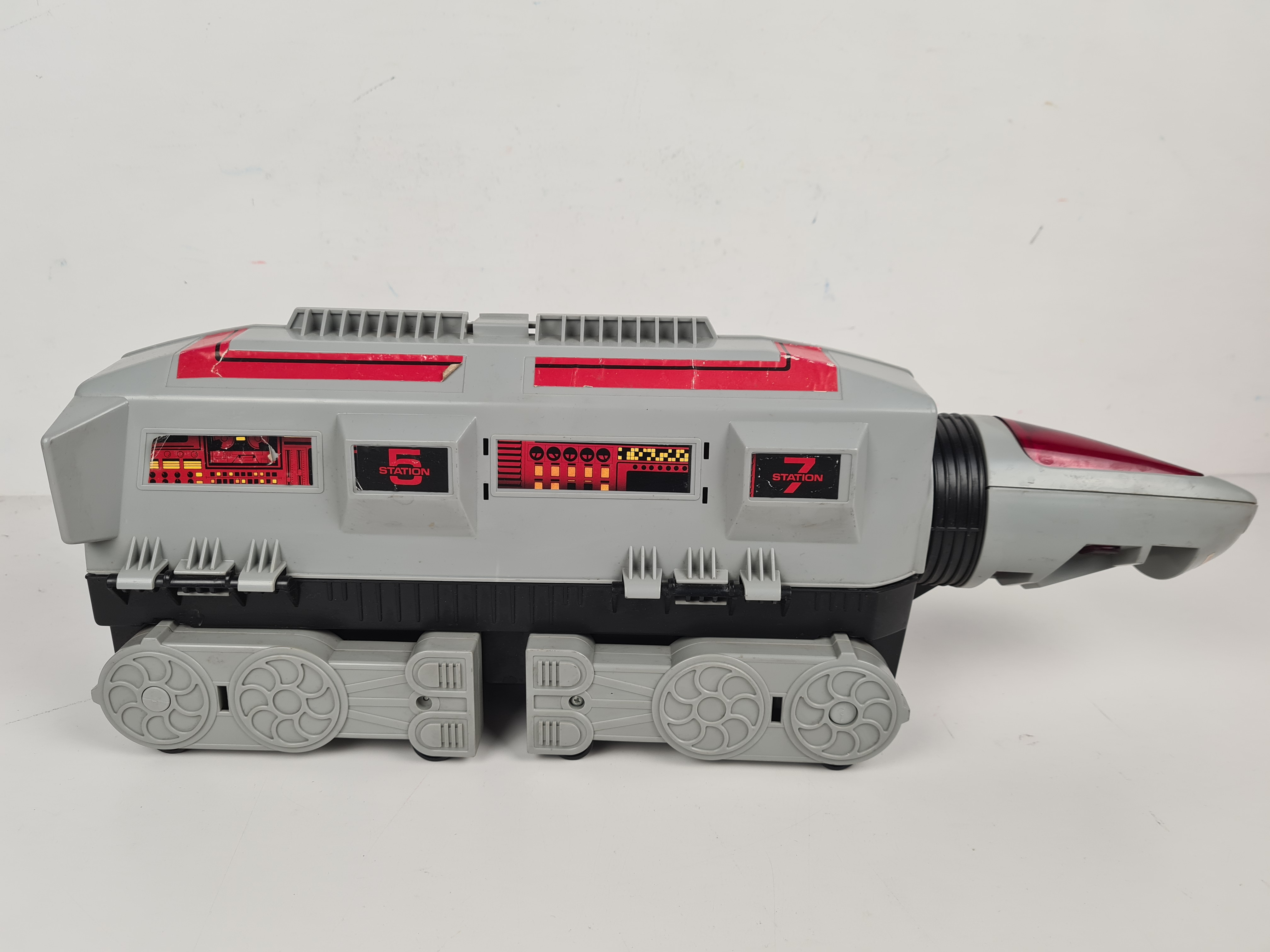 Voir photo 4 de Jeu ancien - Gobots command centre ( Vaisseau spatial vintage ) incomplet Jeu ancien - Gobots command centre ( Vaisseau spatial vintage ) incomplet Bon état reconditionné photo 4