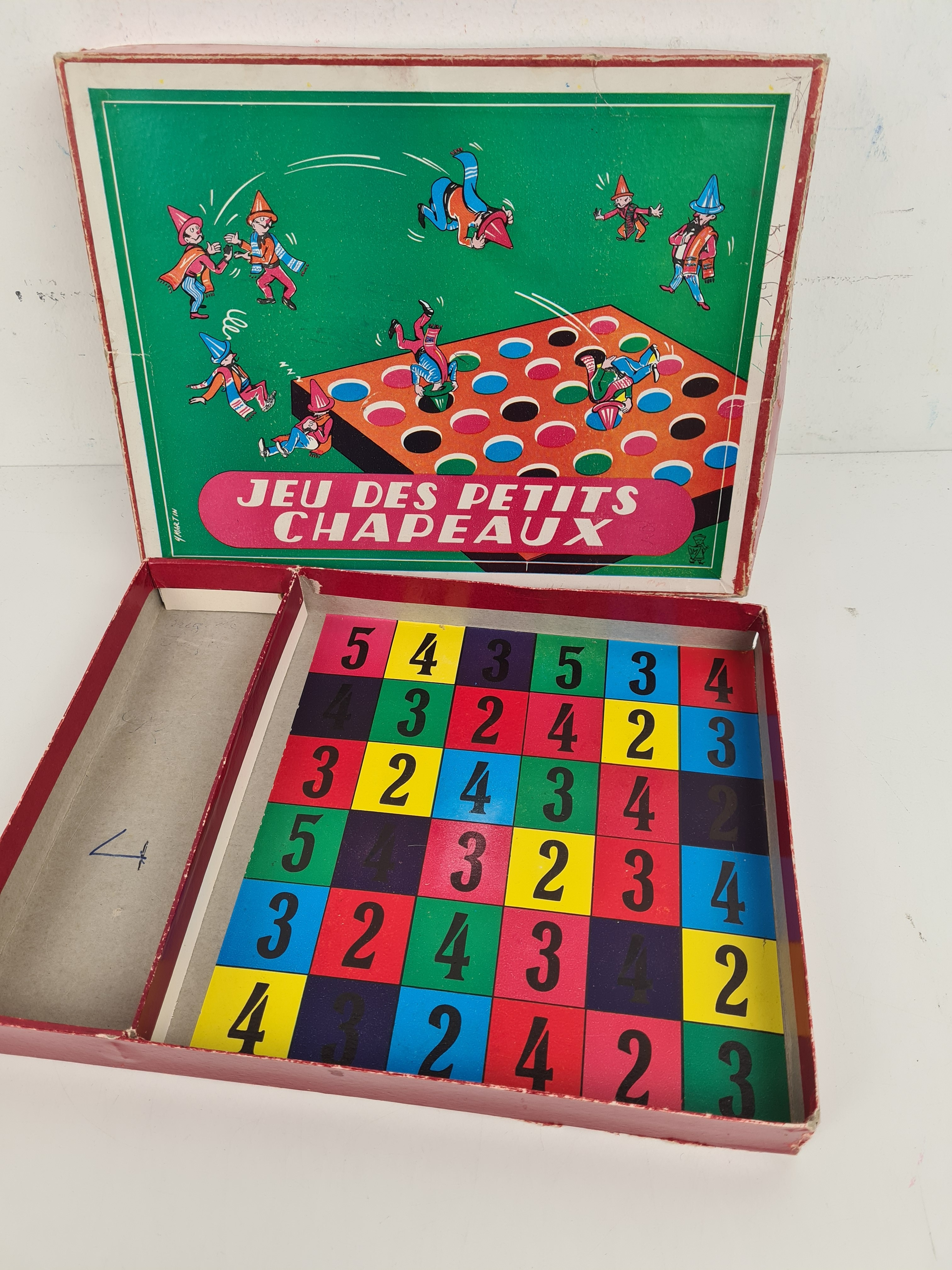 Voir photo 3 de Jeu ancien - Jeu des petits chapeaux - Incomplet Jeu ancien - Jeu des petits chapeaux - Incomplet État correct reconditionné photo 3