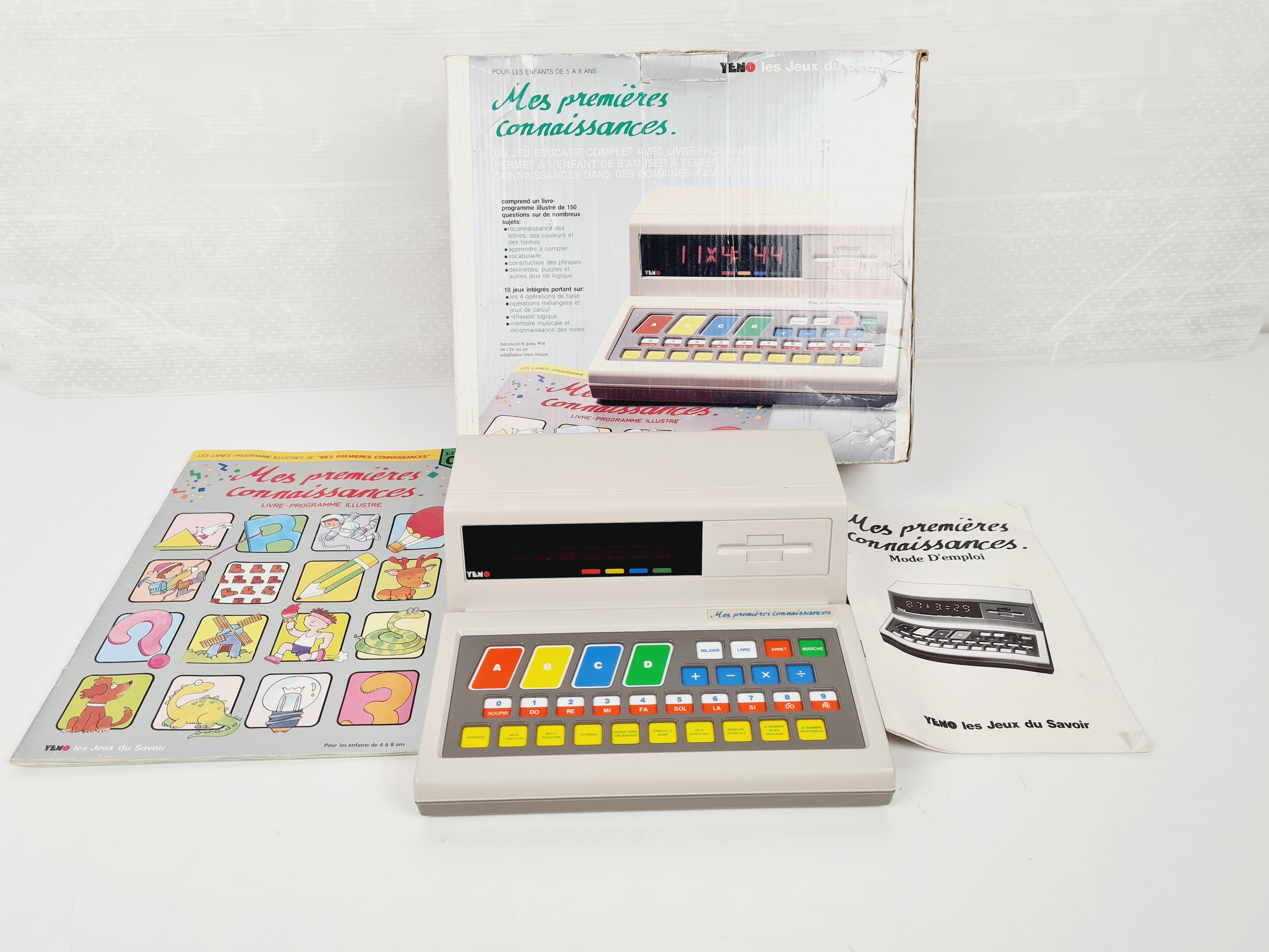 Voir photo 2 de Jeu Ancien - Mes premiers connaissances - Yeno les jeux du Savoir - 5 ans+ Jeu Ancien - Mes premiers connaissances - Yeno les jeux du Savoir - 5 ans+ Bon état reconditionné photo 2