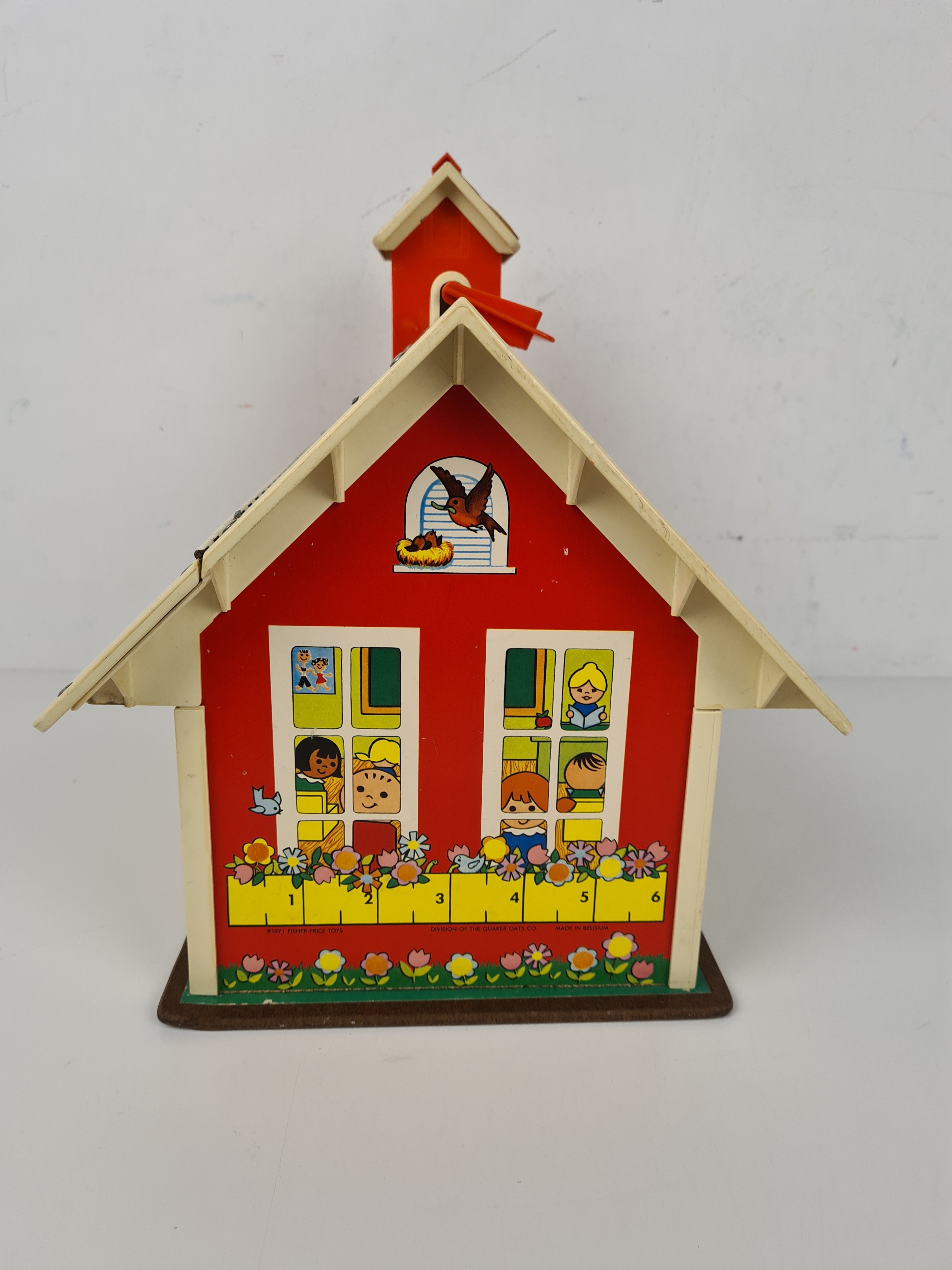 Voir photo 6 de Jeu anciens - La maison avec les figurines - vintage - Fisher Price - 3 ans + Jeu anciens - La maison avec les figurines - vintage - Fisher Price - 3 ans + Bon état reconditionné photo 6
