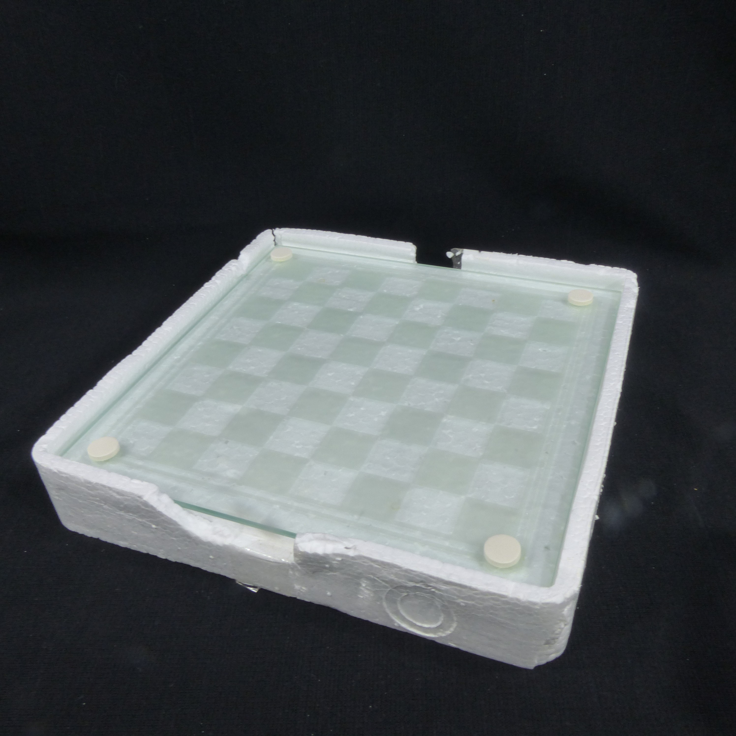 Voir photo 2 de Jeu d'échecs en verre - Le Club Jeu d'échecs en verre - Le Club Très bon état reconditionné photo 2