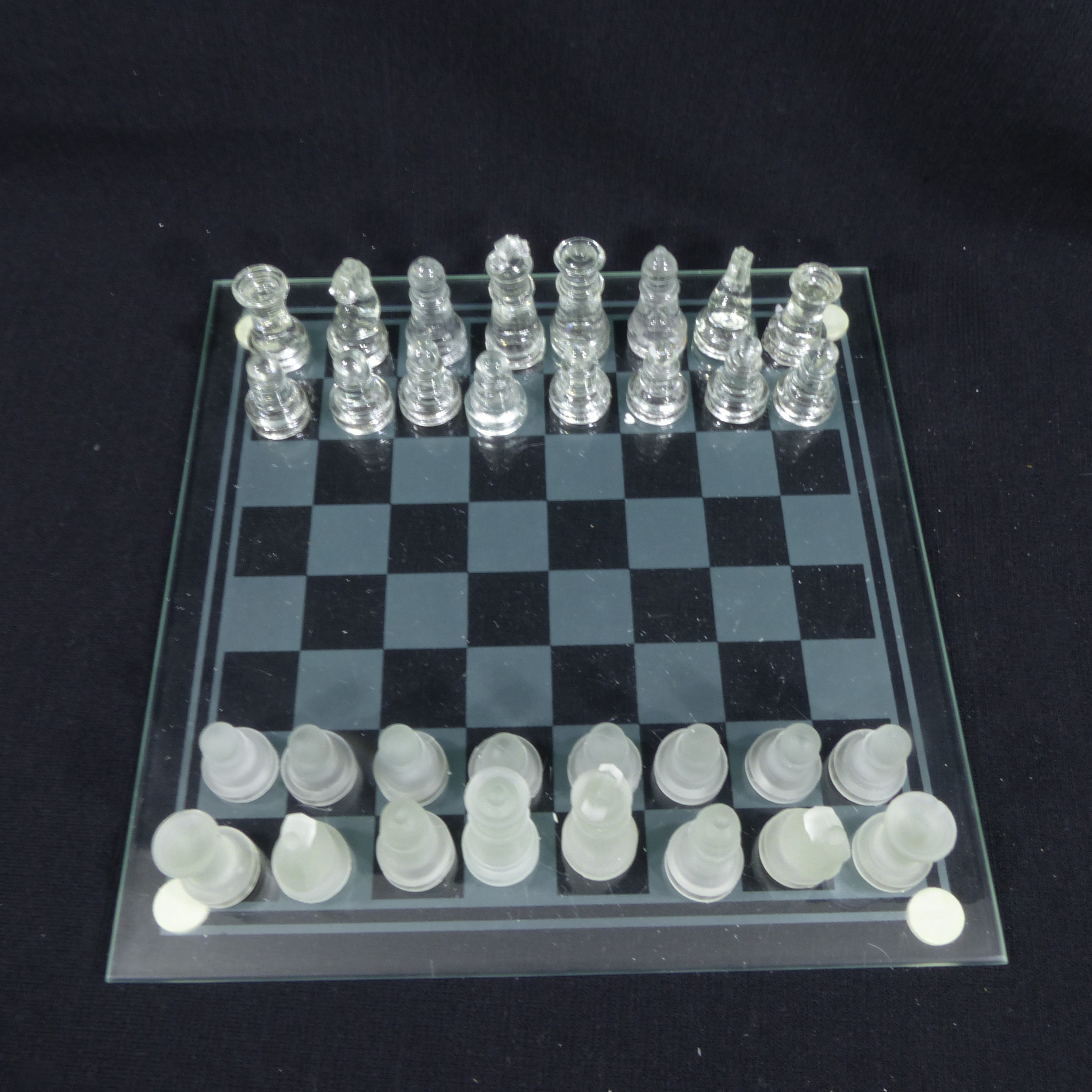Voir photo 5 de Jeu d'échecs en verre - Le Club Jeu d'échecs en verre - Le Club Très bon état reconditionné photo 5