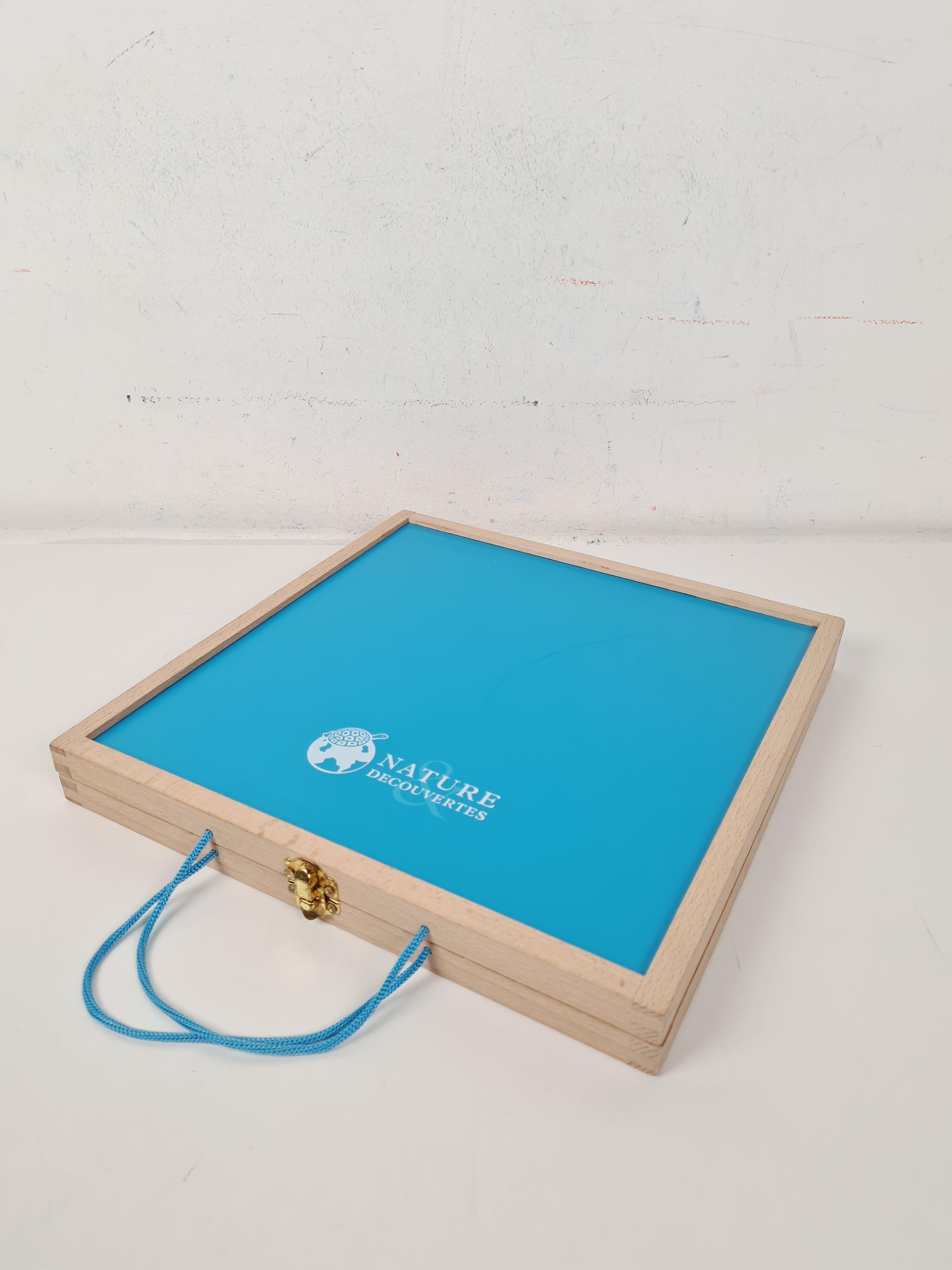 Voir photo 2 de Jeu d'éducatif - Tableau magnétique géoformes animaux - Nature et Découverte - 3 ans + Jeu d'éducatif - Tableau magnétique géoformes animaux - Nature et Découverte - 3 ans + Bon état reconditionné photo 2