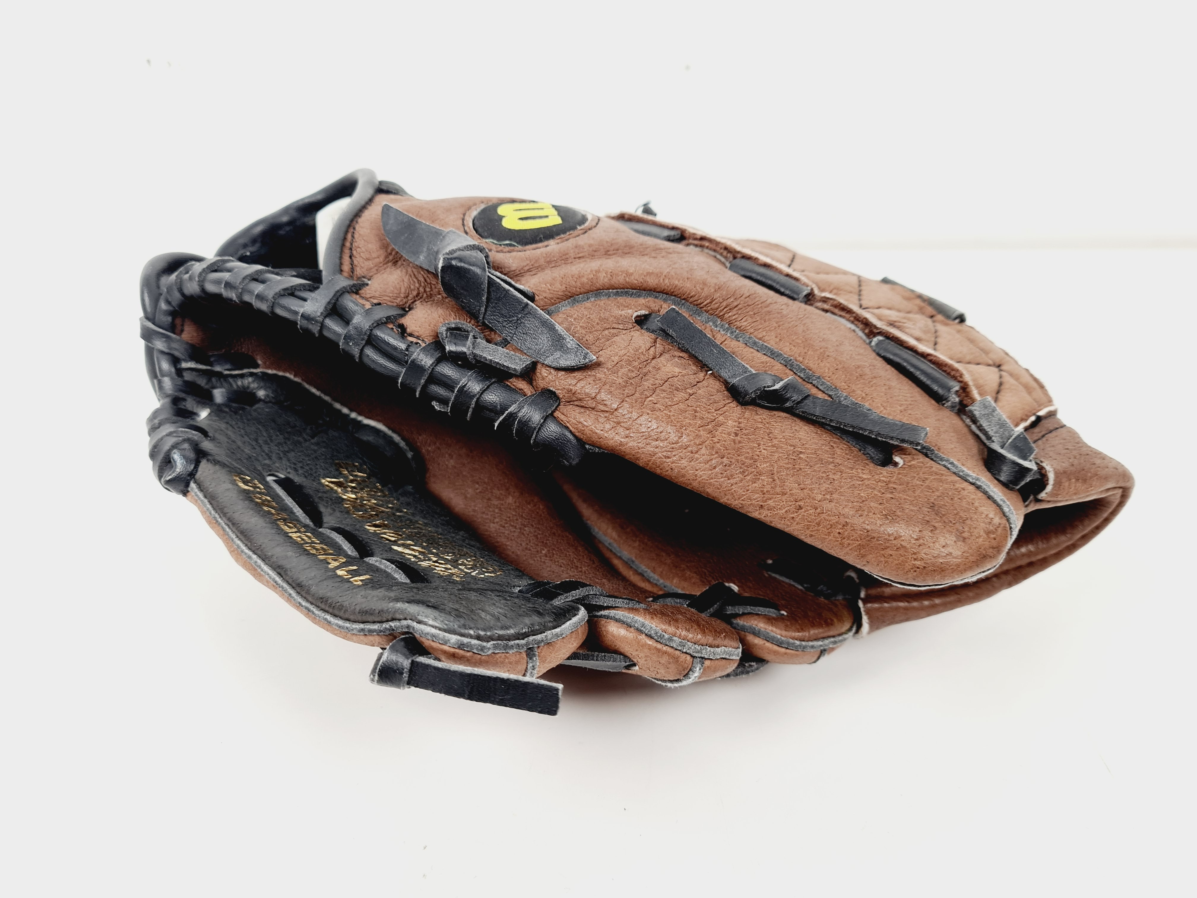 Voir photo 3 de Jeu d'extérieur - Gants Base-ball Wilson 10 1/2 pouces en cuir véritable, A0425 EZ105 Jeu d'extérieur - Gants Base-ball Wilson 10 1/2 pouces en cuir véritable, A0425 EZ105 Bon état reconditionné photo 3