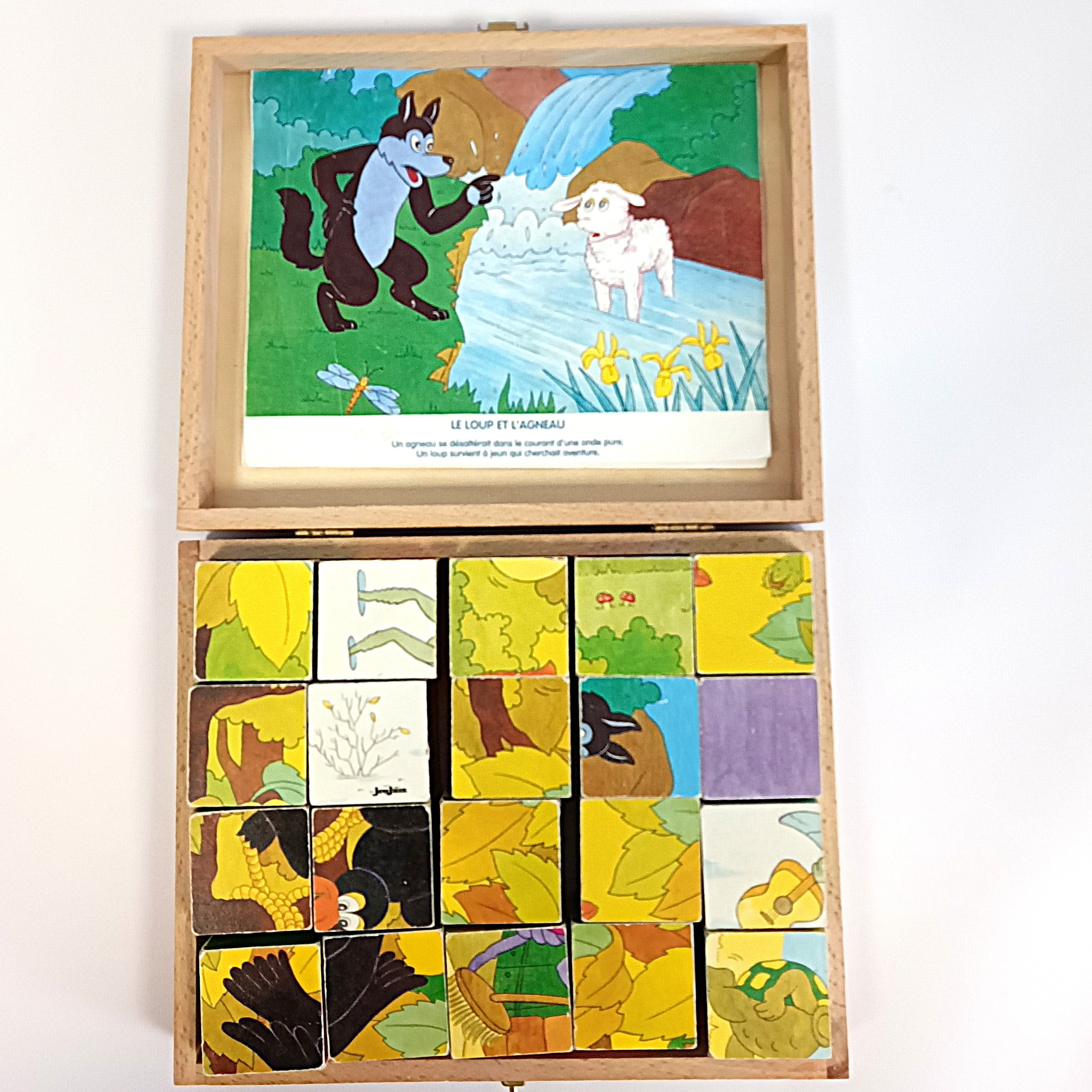 Voir photo 4 de Jeu de 20 cubes puzzle en bois Jeujura – Fables de La Fontaine Jeu de 20 cubes puzzle en bois Jeujura – Fables de La Fontaine Bon état reconditionné photo 4