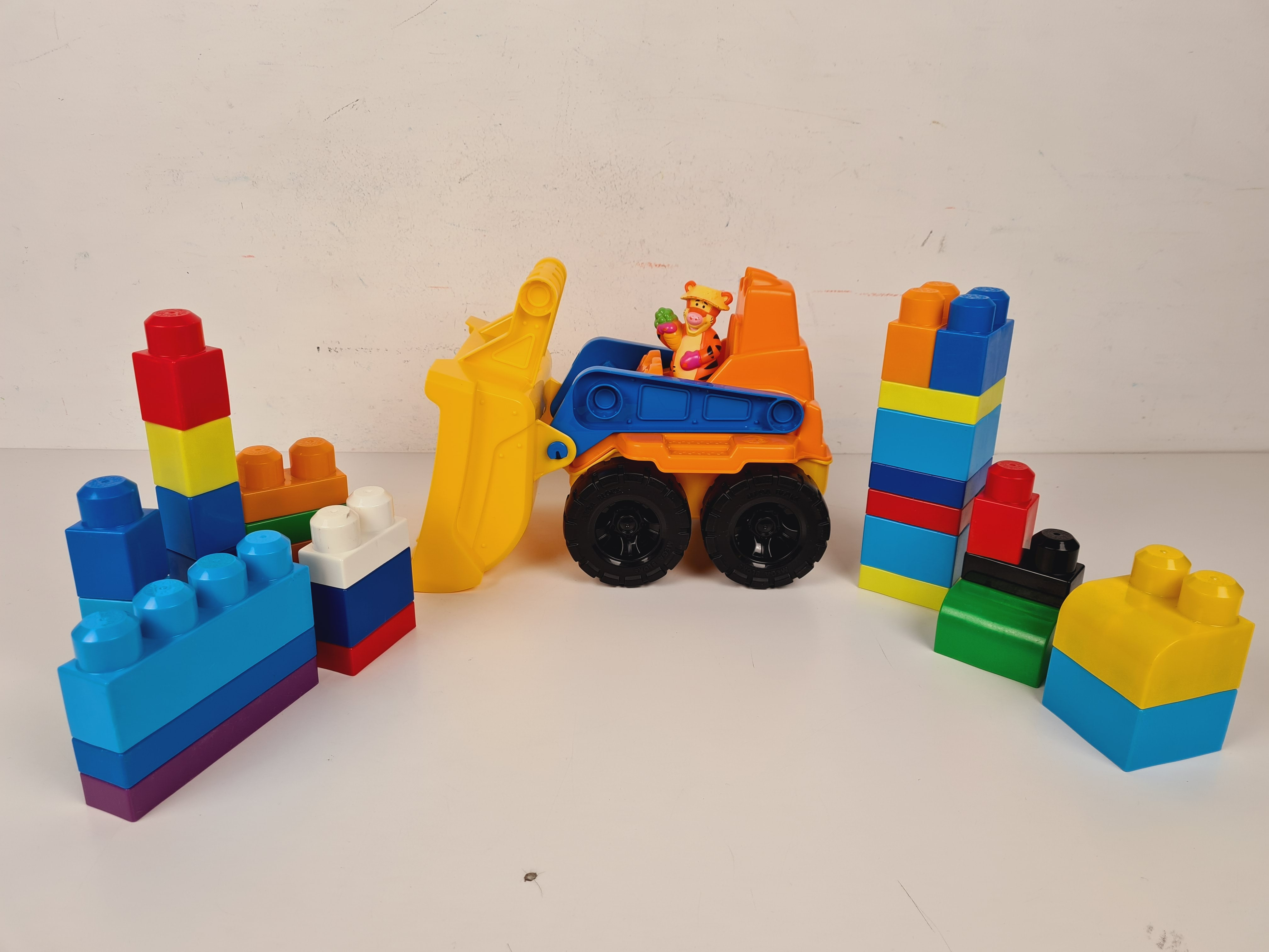 Voir photo 3 de Jeu de construction - Lil' Front Loader - Mega Bloks - 12 mois + Jeu de construction - Lil' Front Loader - Mega Bloks - 12 mois + Bon état reconditionné photo 3