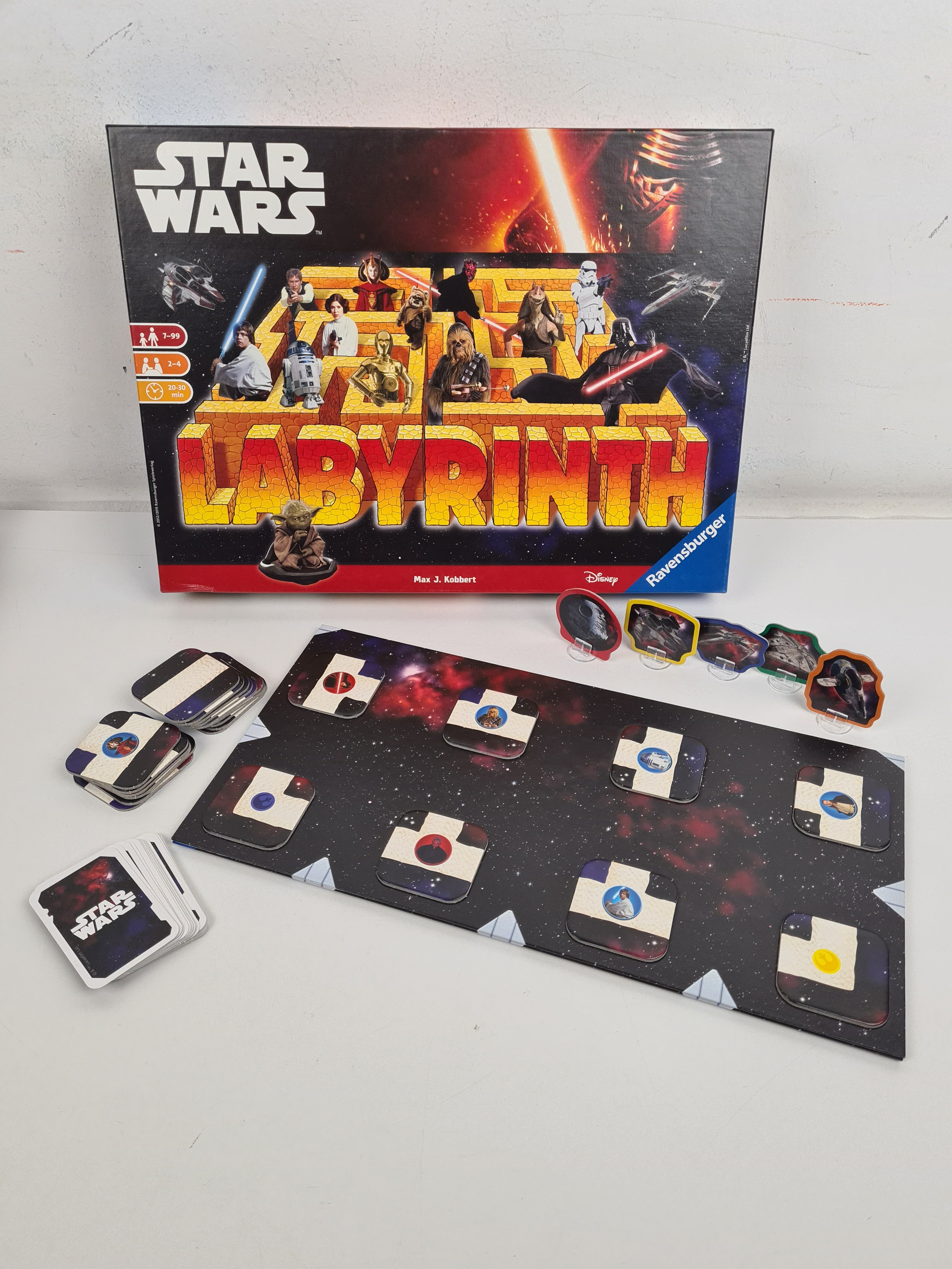 Voir photo 2 de Jeu de parcours - Disney Star Wars Labyrinthe - Ravensburger - 7 ans + Jeu de parcours - Disney Star Wars Labyrinthe - Ravensburger - 7 ans + Bon état reconditionné photo 2