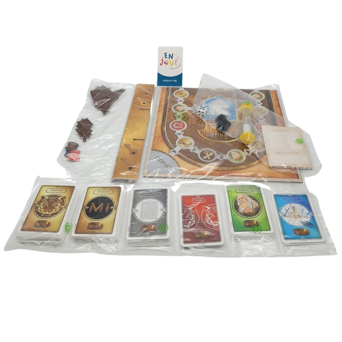 Voir photo 4 de Jeu de société - Fort Boyard - Lansay - Des 8 ans. Jeu de société - Fort Boyard - Lansay - Des 8 ans. Très bon état reconditionné photo 4