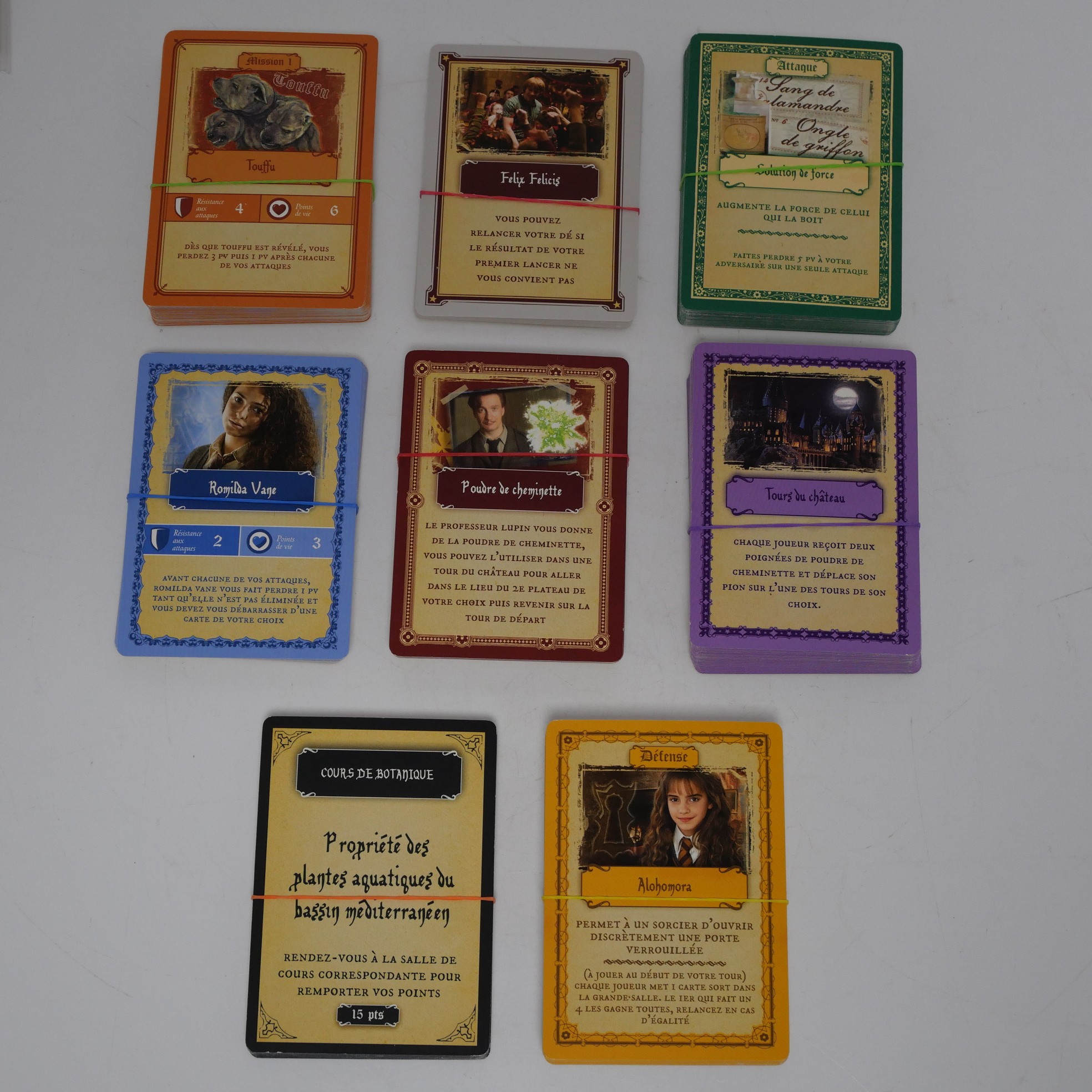 Voir photo 9 de Jeu de société Harry Potter : Une année à Poudlard. Topi Games Jeu de société Harry Potter : Une année à Poudlard. Topi Games Très bon état reconditionné photo 9