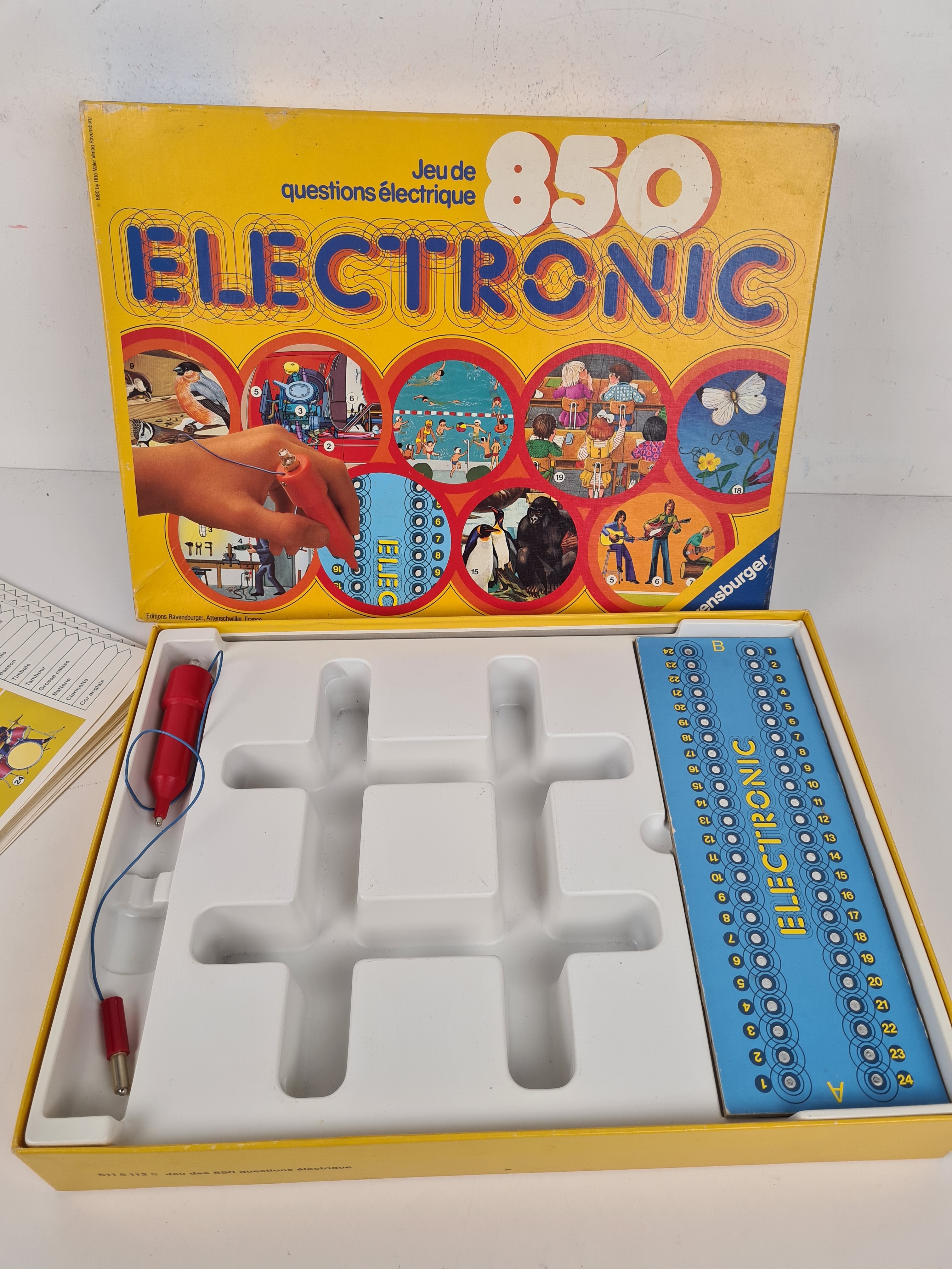 Voir photo 2 de Jeu éducatif ancien - Jeu de questions électrique 850, electronic - Ravensburger - 6 ans+ Jeu éducatif ancien - Jeu de questions électrique 850, electronic - Ravensburger - 6 ans+ Bon état reconditionné photo 2
