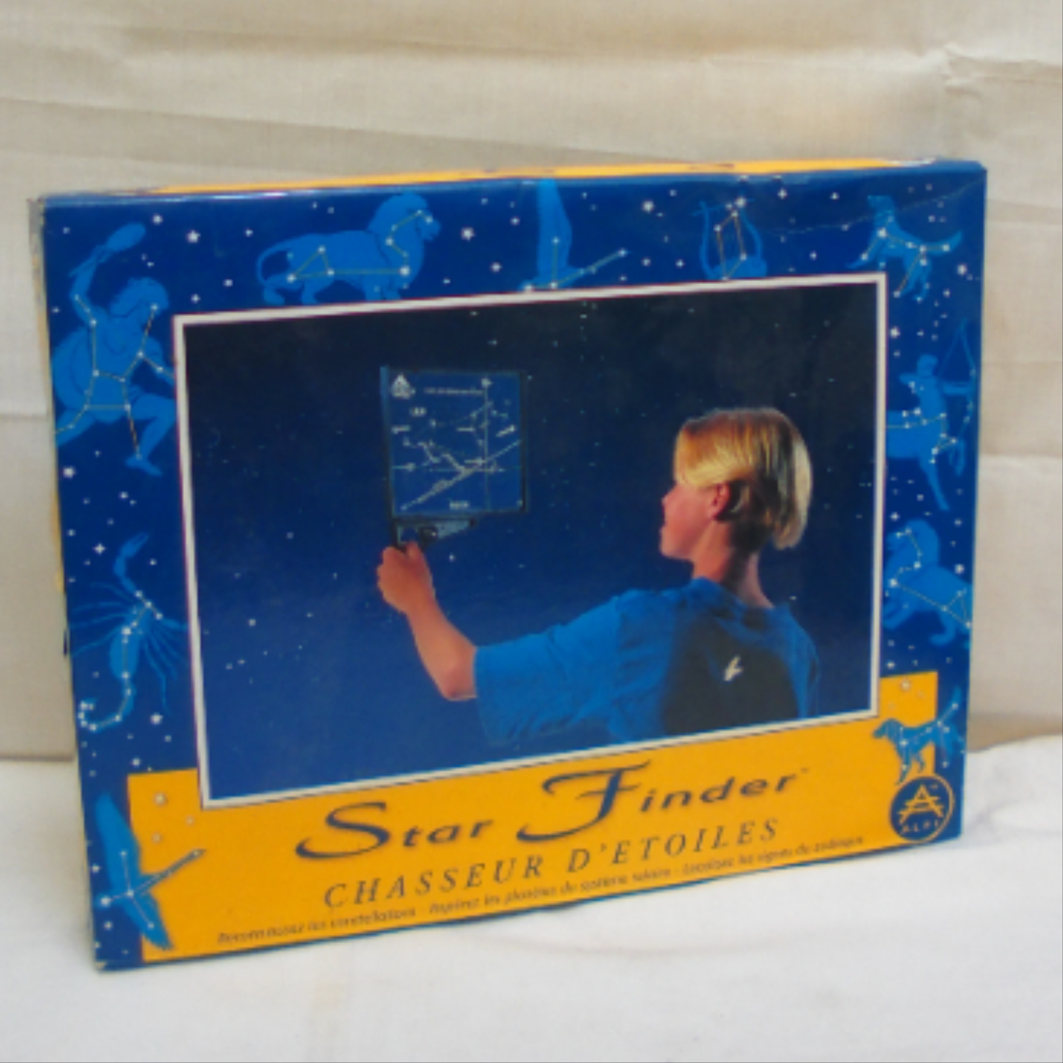Acheter Jeu Star Finder, chasseur d'étoile, Alpi, + 8 ans Bon état - 10,00 € Jeu Star Finder, chasseur d'étoile, Alpi, + 8 ans Bon état reconditionné disponible sur Label Emmaüs