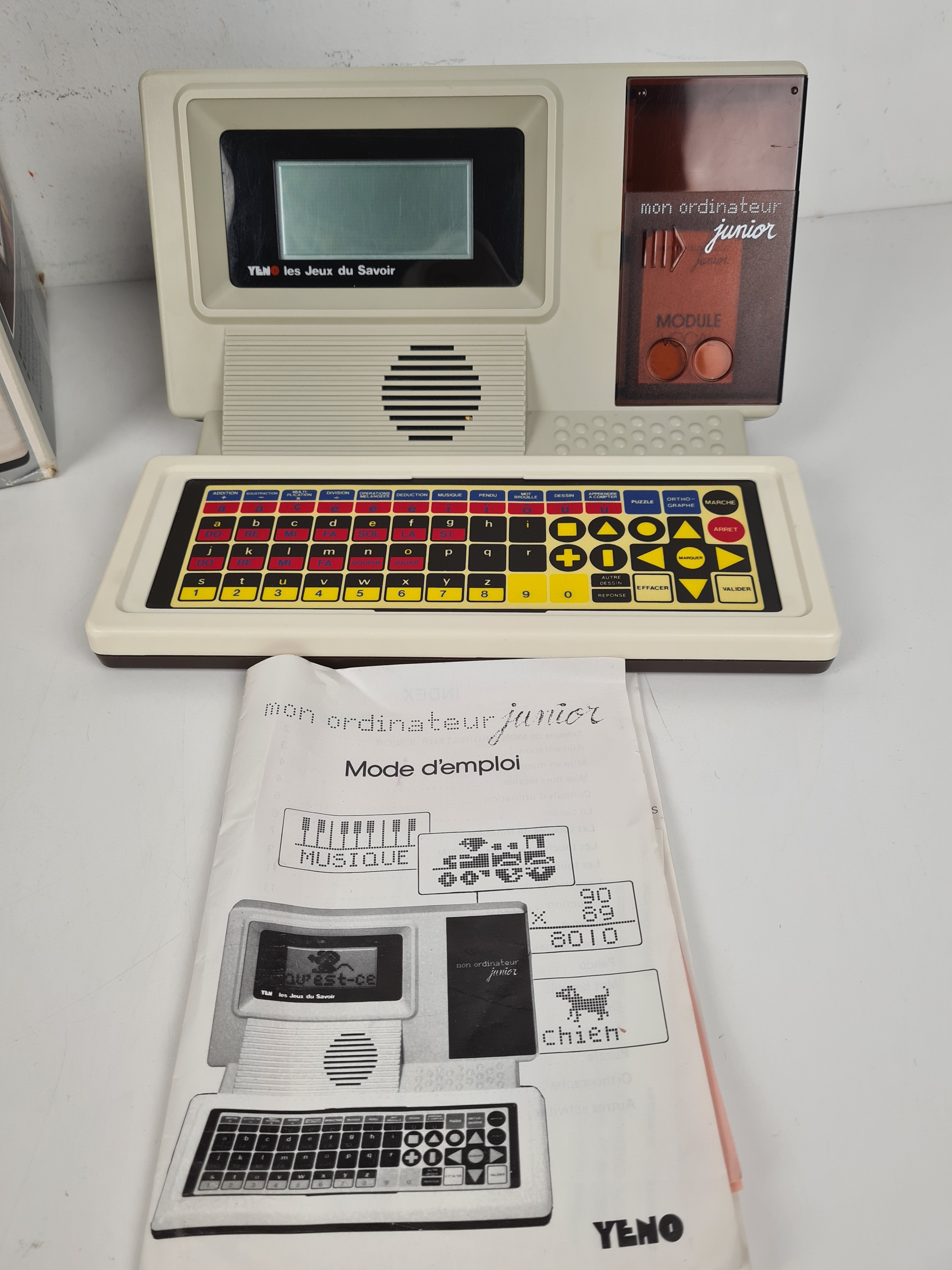 Voir photo 6 de Jeux de éducatif Ancien - Mon ordinateur Junior - Yeno les jeux du savior - 5 ans+ Jeux de éducatif Ancien - Mon ordinateur Junior - Yeno les jeux du savior - 5 ans+ Bon état reconditionné photo 6