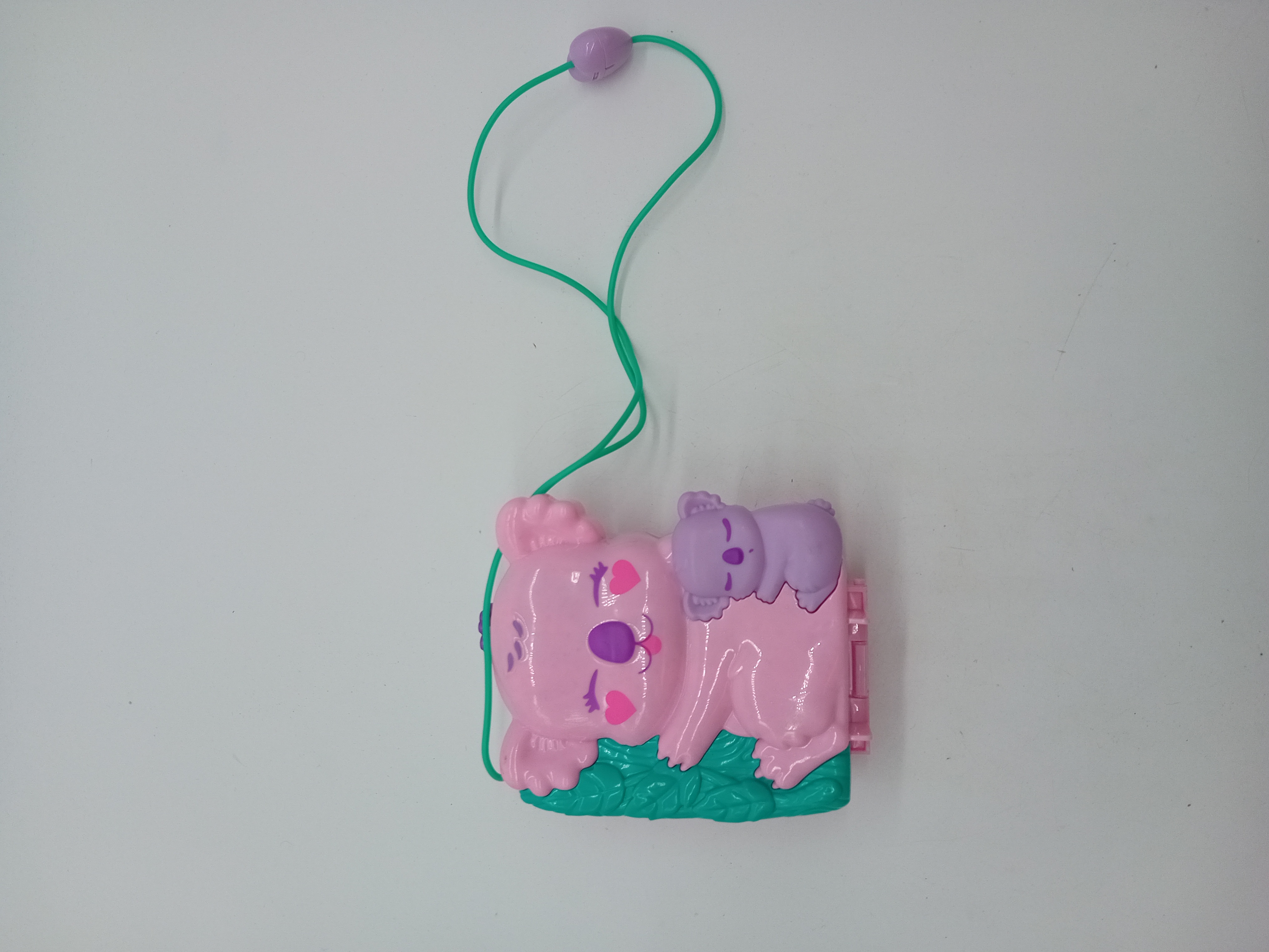 Voir photo 6 de Joli Coffret Jouet Polly Pocket Koala Rose Vintage - Monde Miniature (B547) Joli Coffret Jouet Polly Pocket Koala Rose Vintage - Monde Miniature (B547) Très bon état reconditionné photo 6