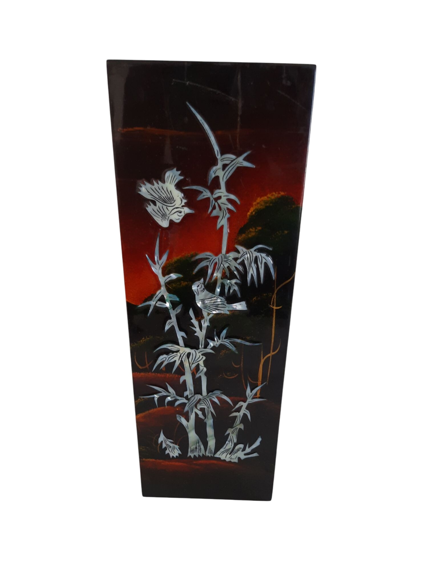 Joli tableau asiatique État correct - 24,00 € Joli tableau asiatique État correct reconditionné disponible sur Label Emmaüs