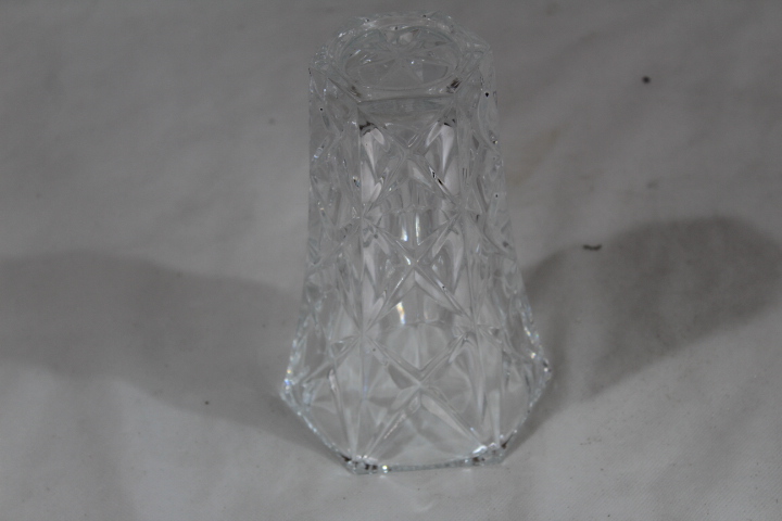Voir photo 3 de Joli vase en cristal d'Arques Joli vase en cristal d'Arques reconditionné photo 3