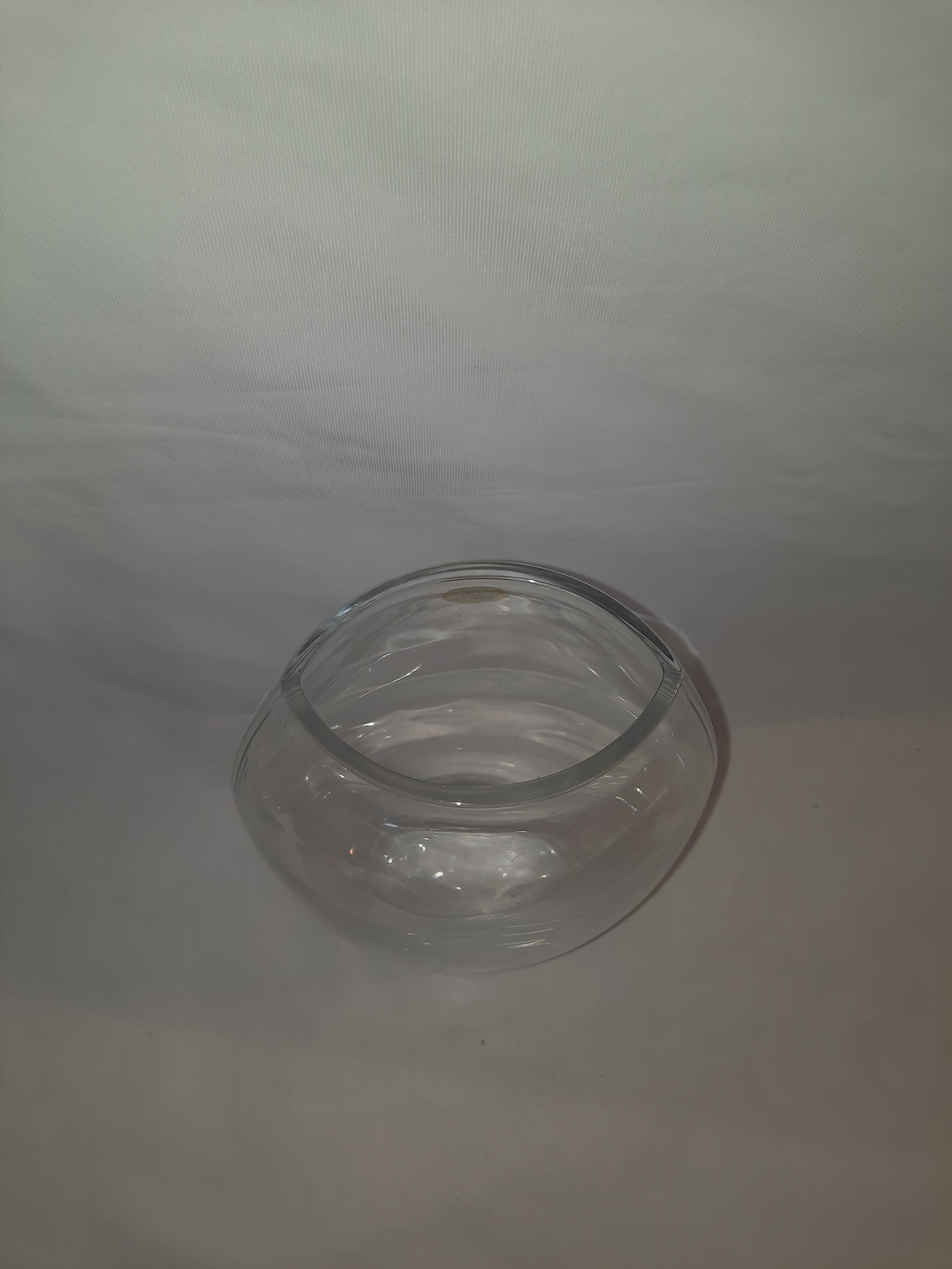 Voir photo 8 de Joli vase en cristal d’Arques Joli vase en cristal d’Arques État correct reconditionné photo 8