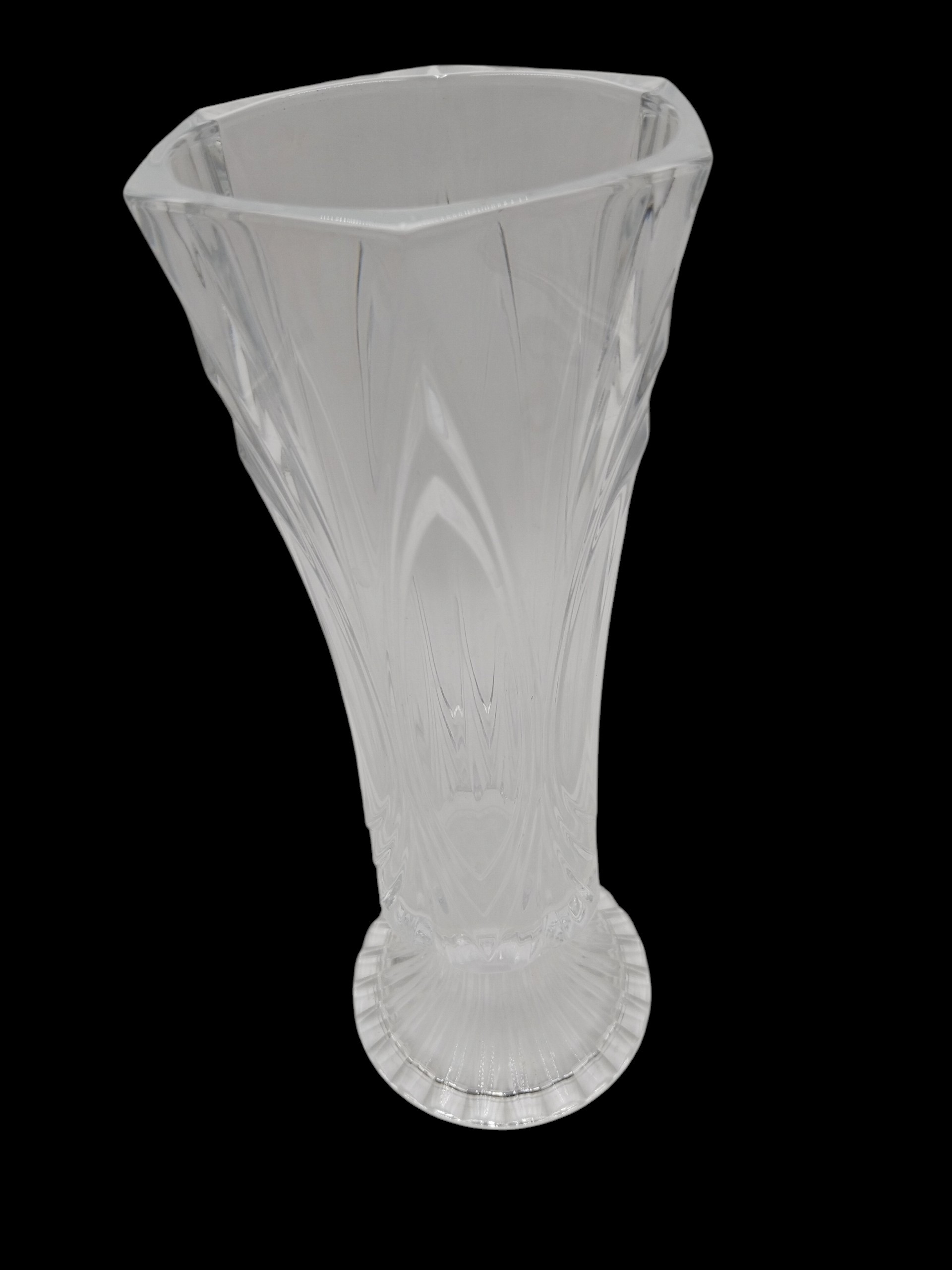 Voir photo 2 de Joli vase en cristal Joli vase en cristal Bon état reconditionné photo 2
