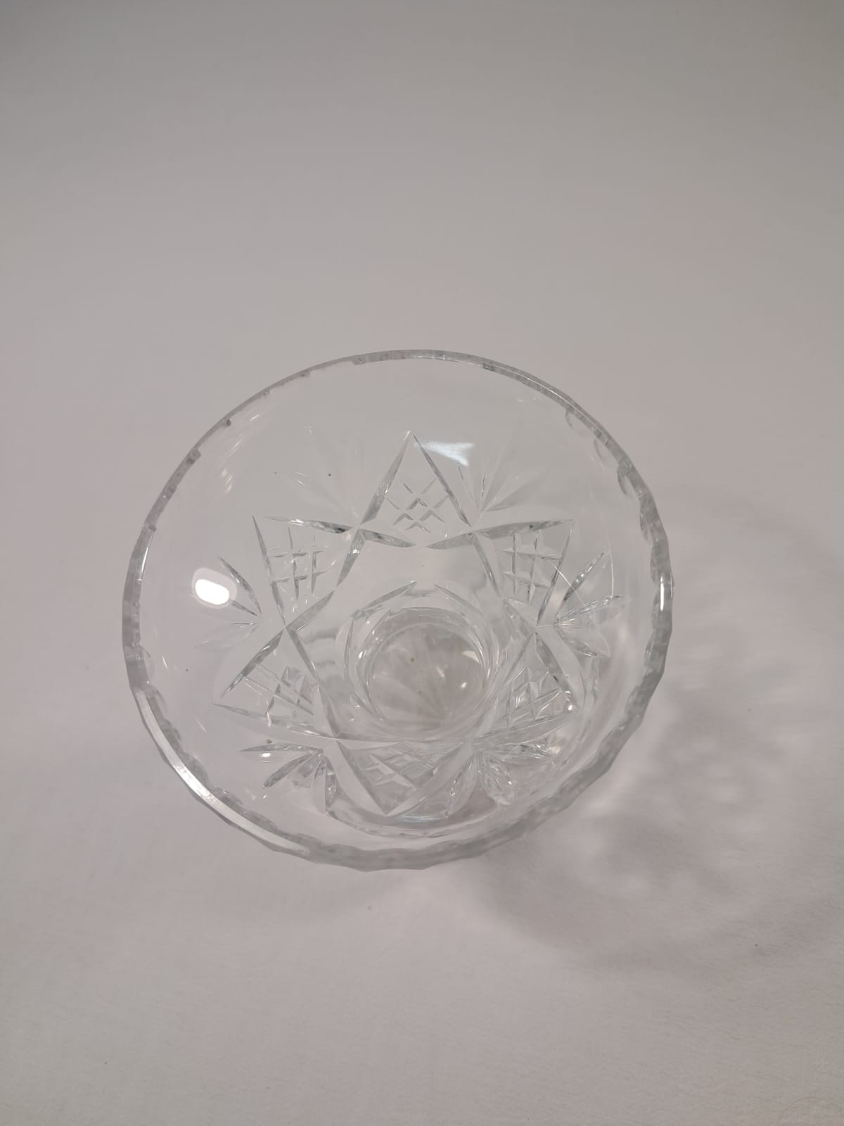 Voir photo 3 de Joli vase en cristal Joli vase en cristal Très bon état reconditionné photo 3