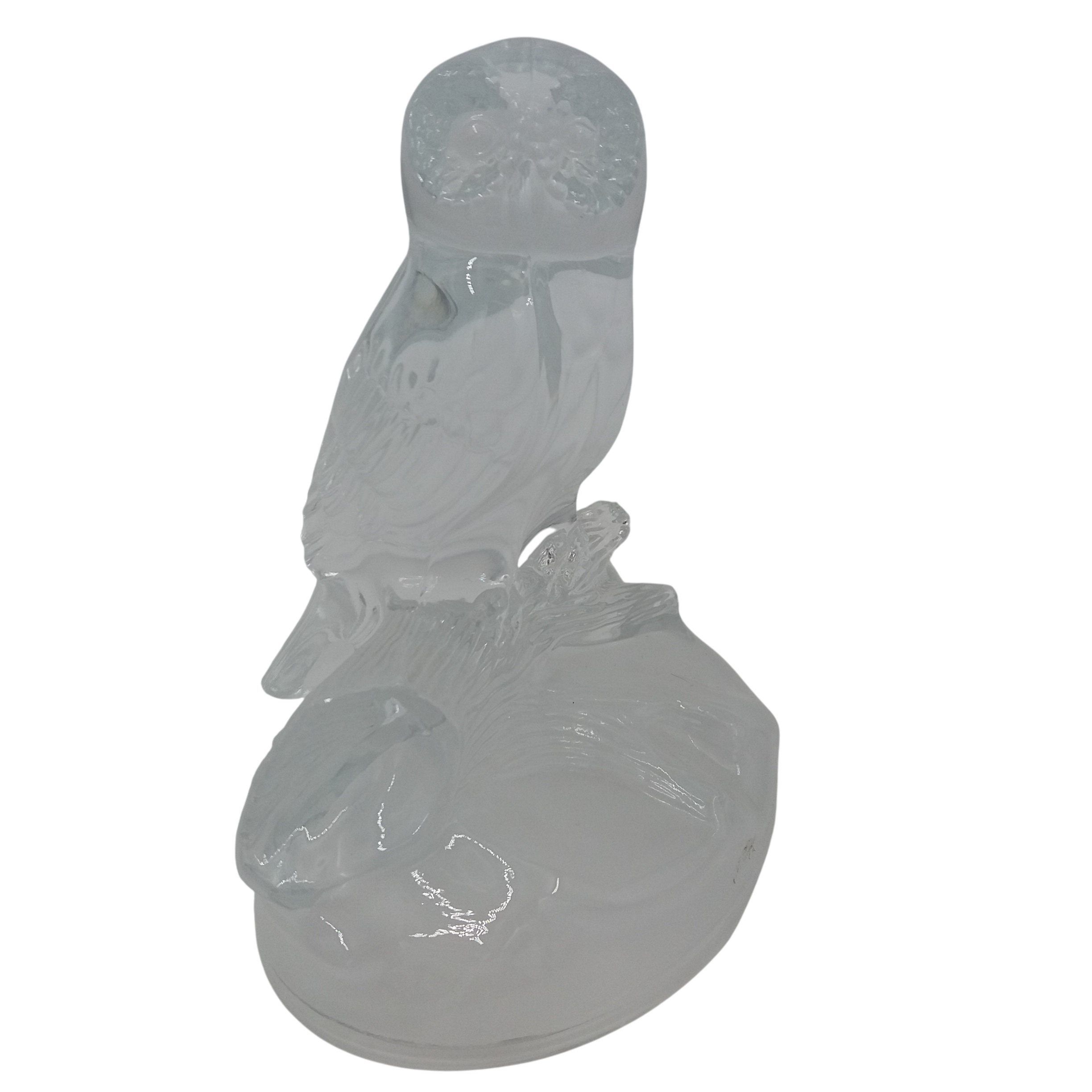 Jolie chouette sur sa branche perchée, en cristal Très bon état - 10,50 € Jolie chouette sur sa branche perchée, en cristal Très bon état reconditionné disponible sur Label Emmaüs