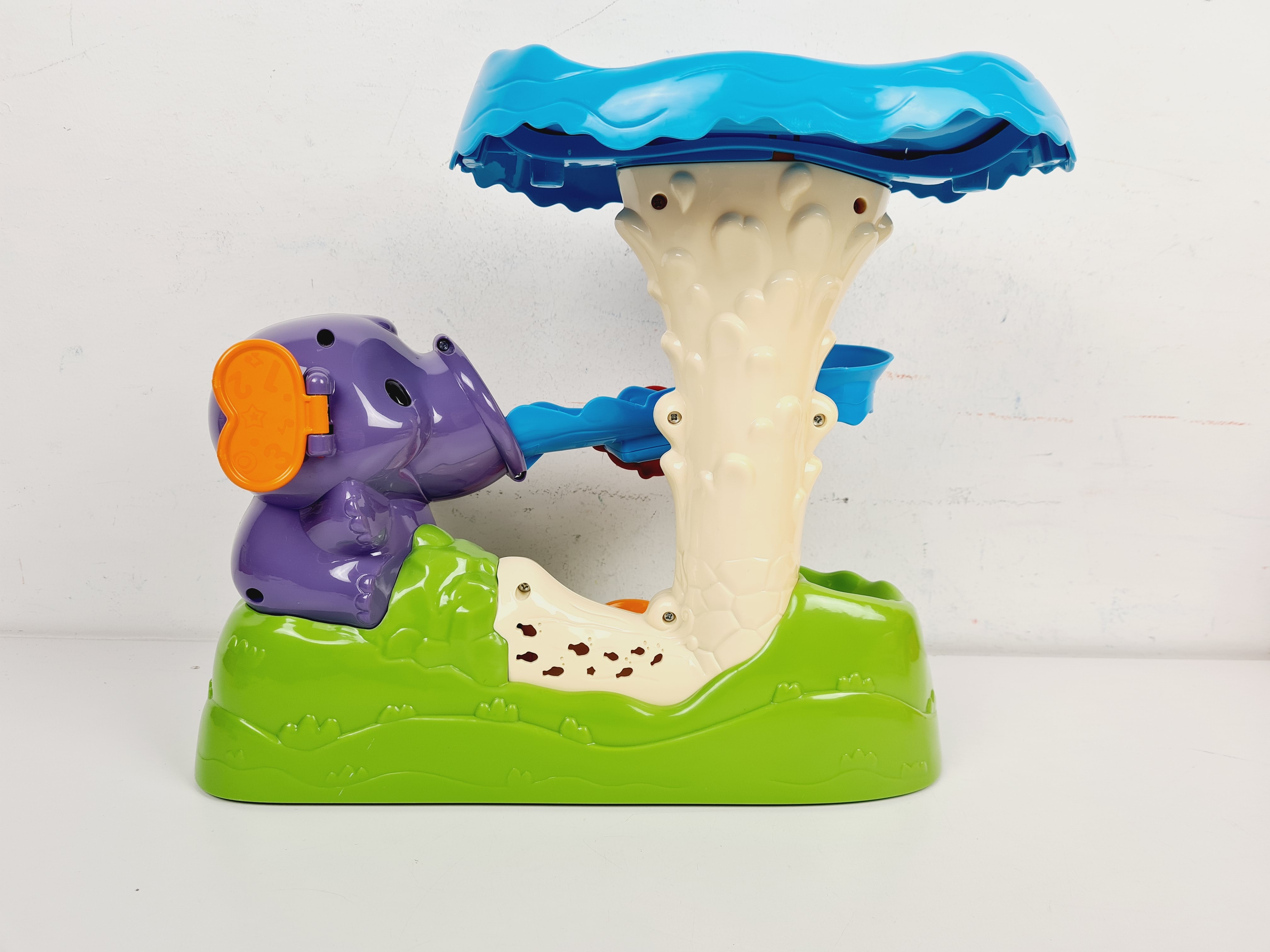 Voir photo 2 de Jouet 1er age - Baby Pop et de jeu éléphant - VTech - 1 an + Jouet 1er age - Baby Pop et de jeu éléphant - VTech - 1 an + Bon état reconditionné photo 2