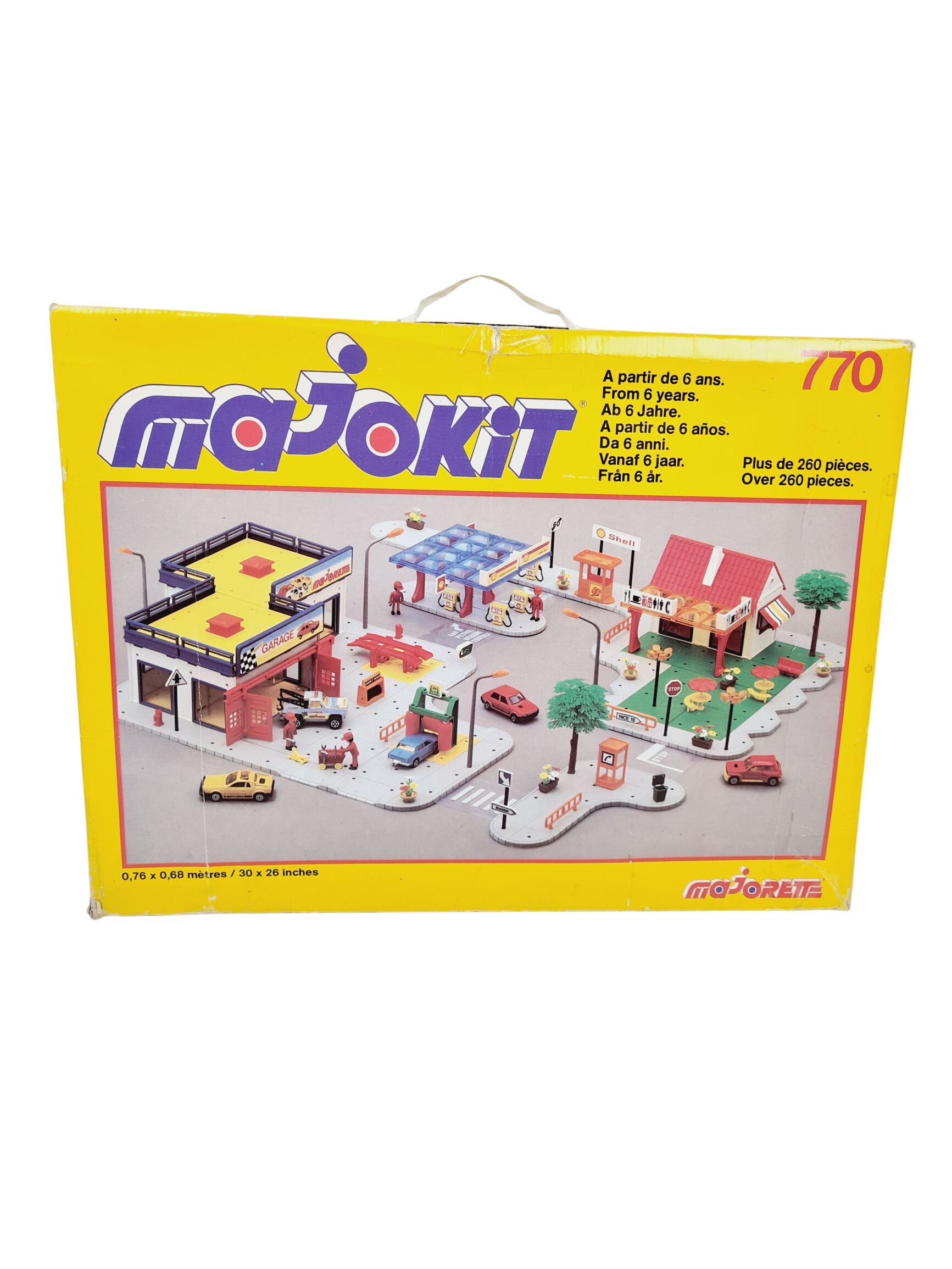 Jouet ancien - Majokit - La station service - 1984 - Dès 6 ans Bon état - 40,00 € Jouet ancien - Majokit - La station service - 1984 - Dès 6 ans Bon état reconditionné disponible sur Label Emmaüs