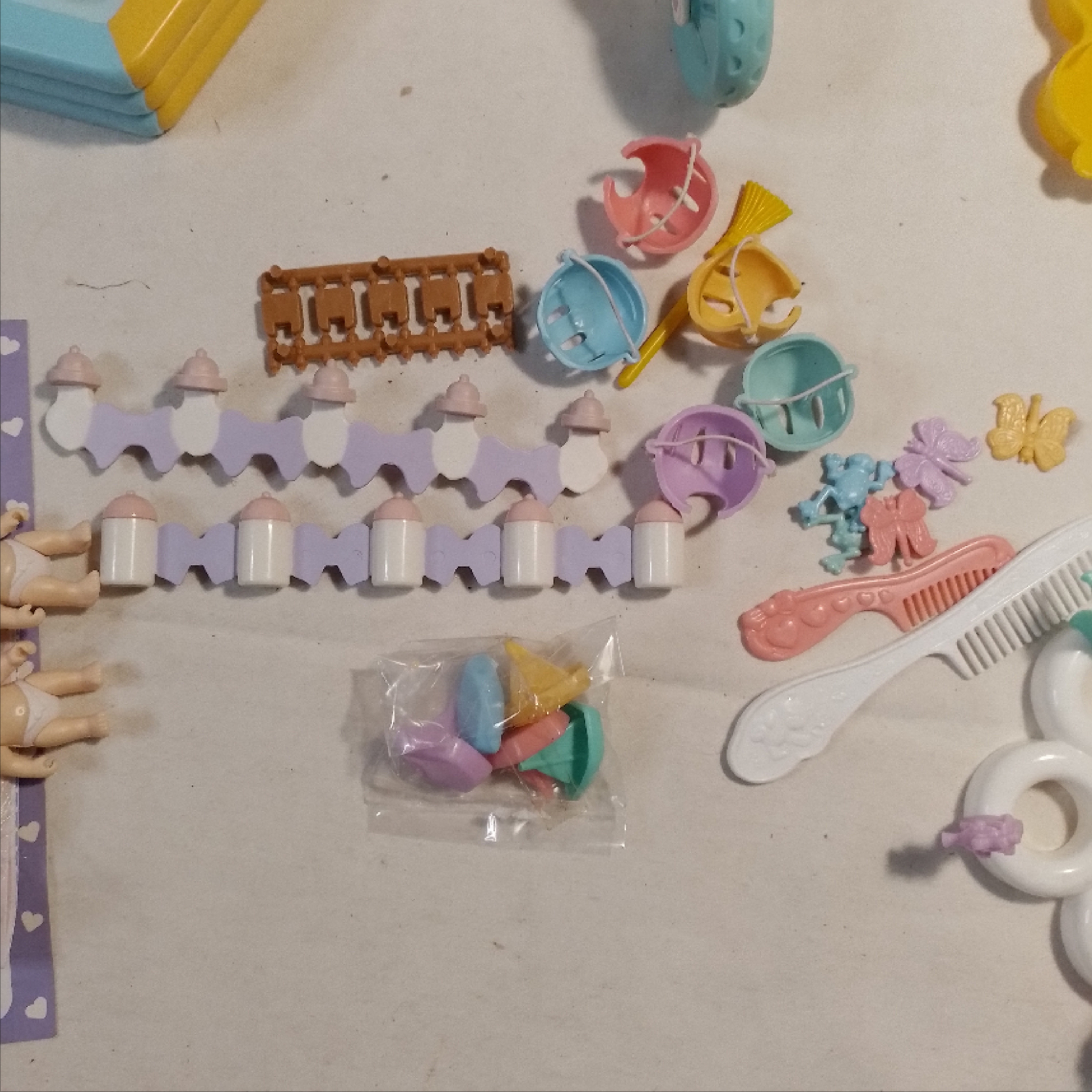 Voir photo 4 de Jouet Le Quints, "les 5 petits coeurs" de TYCO, PIPO, vintage Jouet Le Quints, "les 5 petits coeurs" de TYCO, PIPO, vintage Bon état reconditionné photo 4